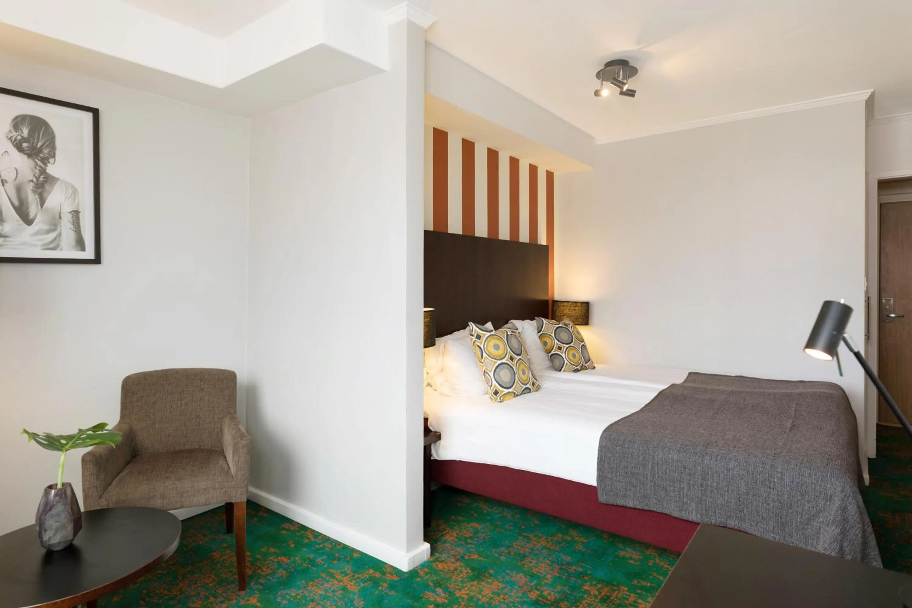 Spring, Bed in ProfilHotels Hotel Garden