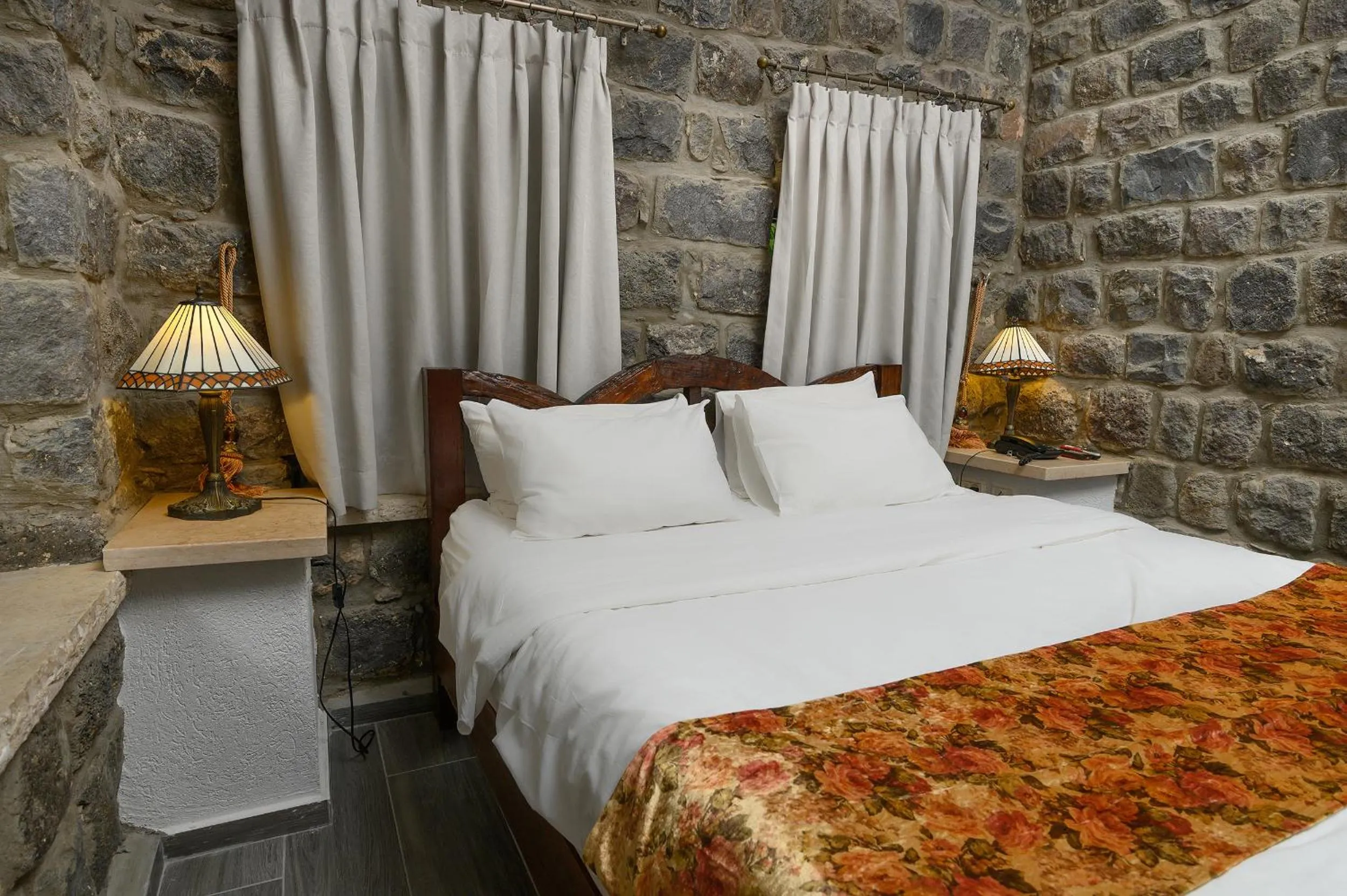 Decorative detail, Bed in Shirat Hayam Boutique Hotel