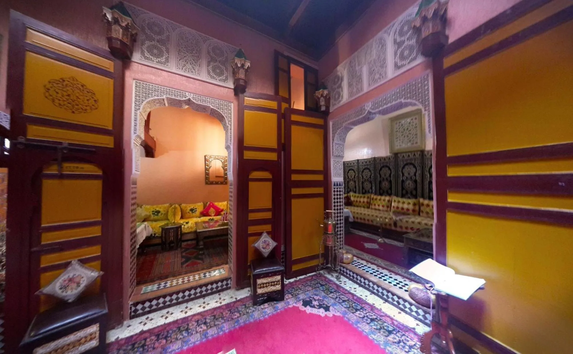 Communal lounge/ TV room, Bed in Riad Atika Mek