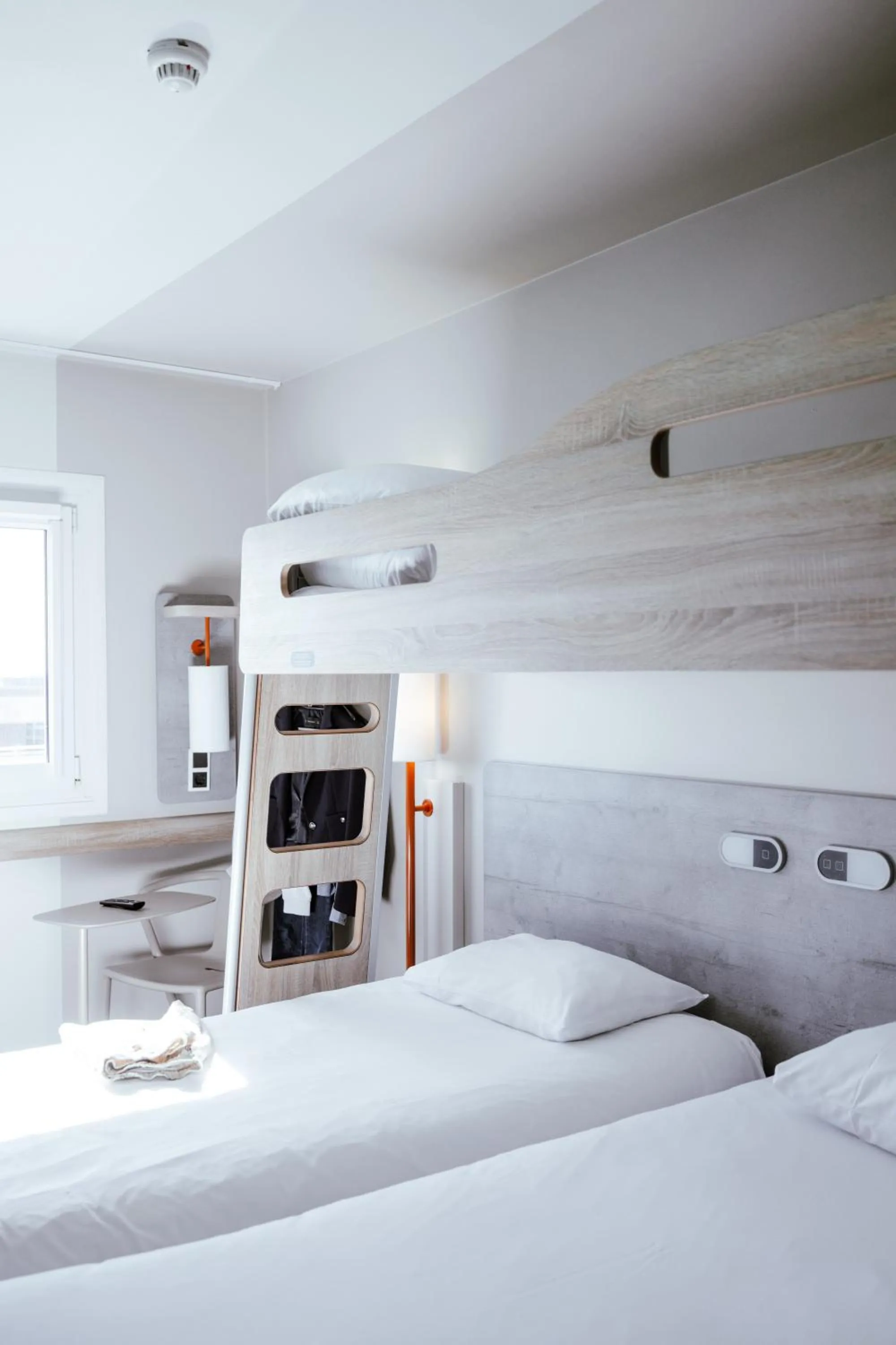 Bed in ibis Budget Luxembourg Aeroport