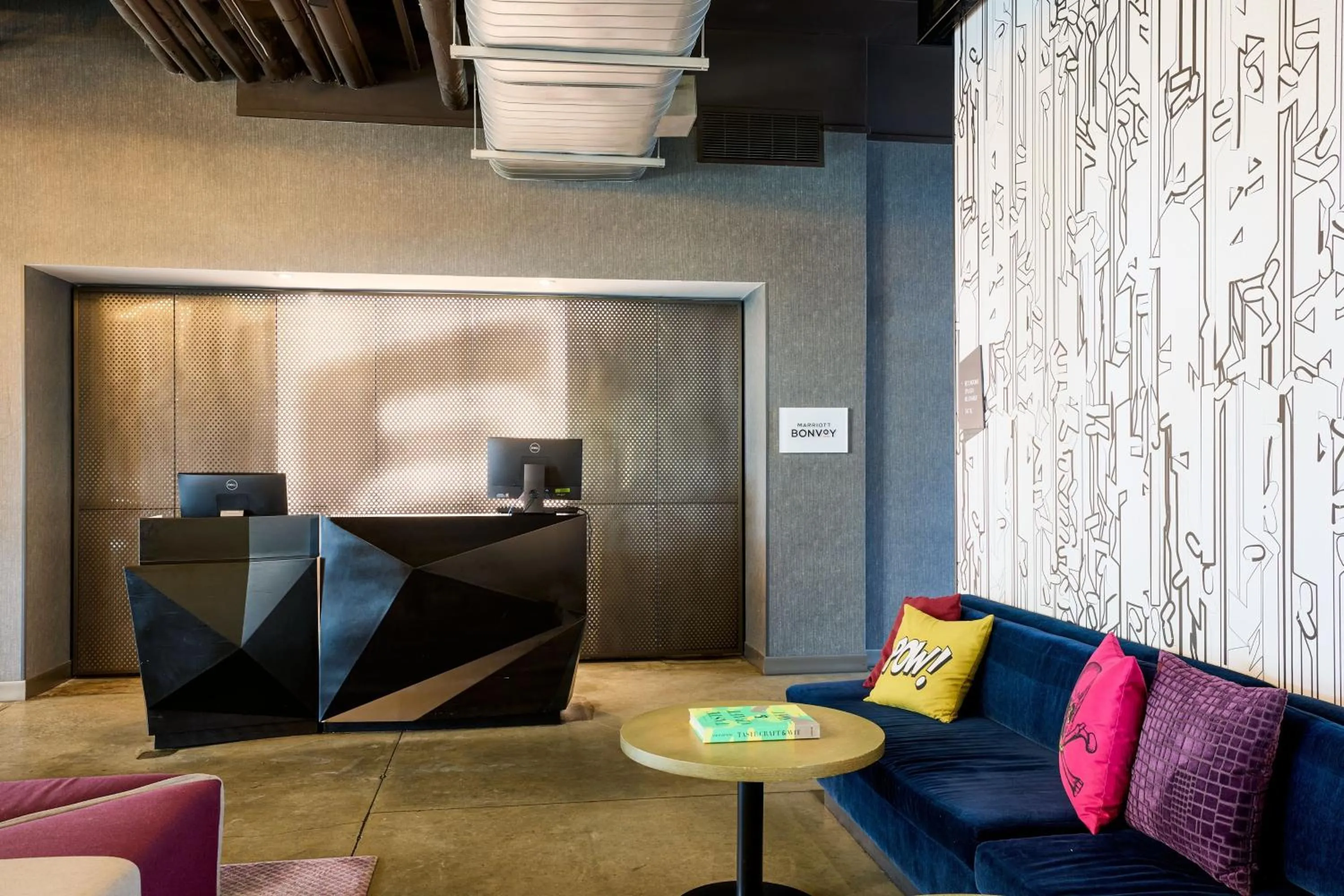 Lobby or reception in Aloft Charleston Airport and Convention Center