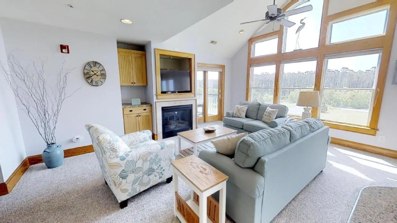 TV and multimedia in Hamilton Cay at Bermuda Bay by Kees Vacations