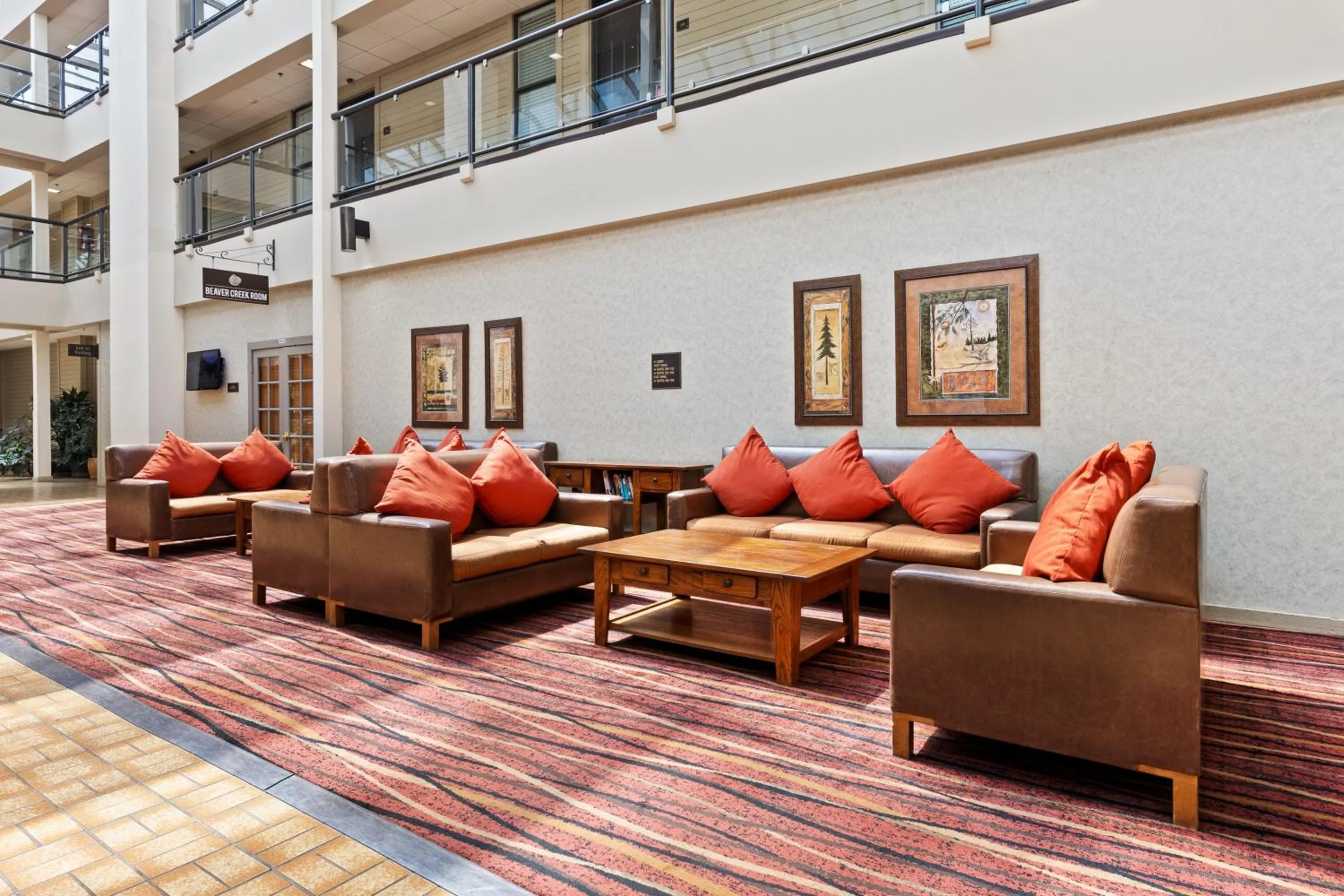 Seating area in The Christie Lodge – All Suite Property Vail Valley/Beaver Creek