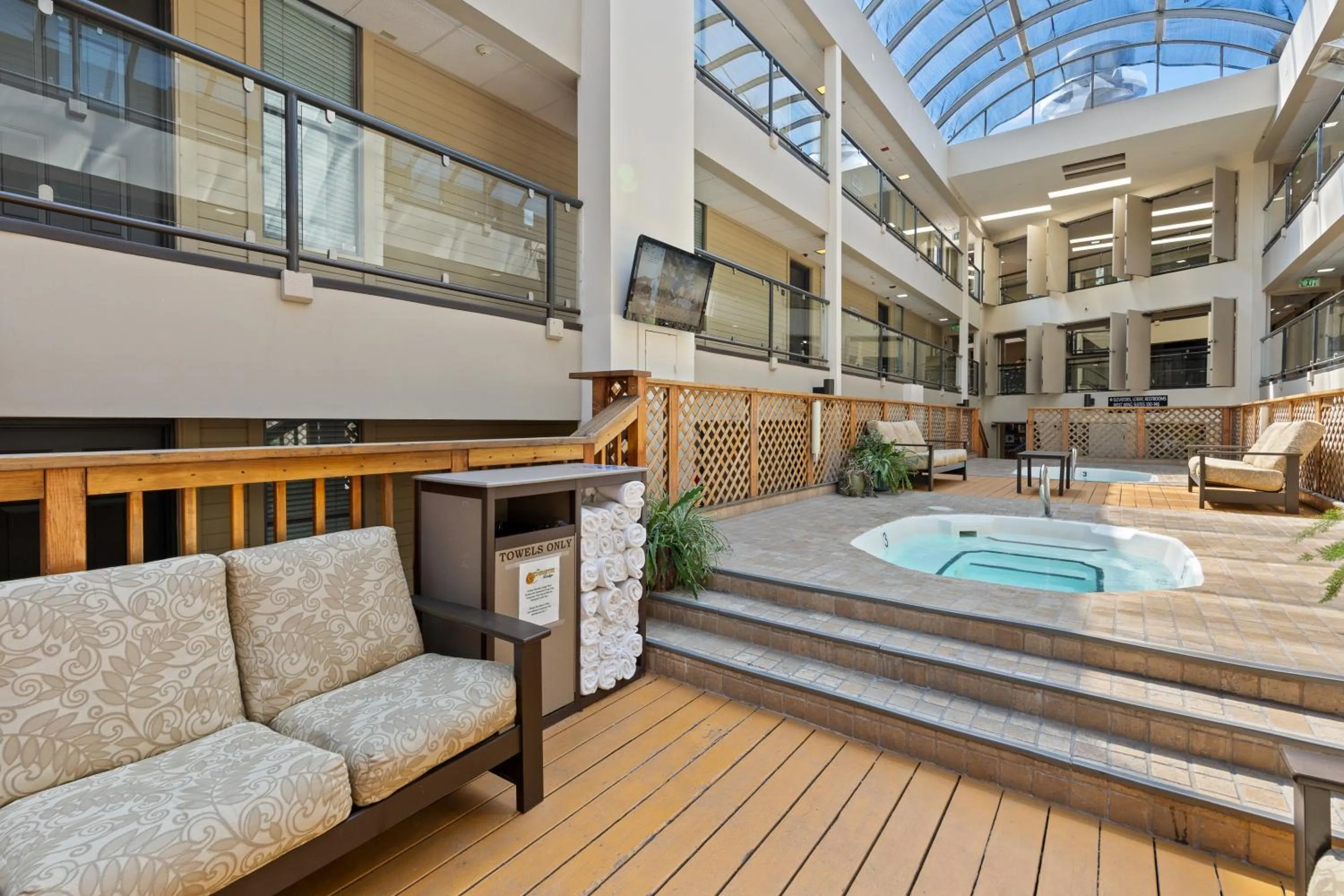 Hot Tub in The Christie Lodge – All Suite Property Vail Valley/Beaver Creek