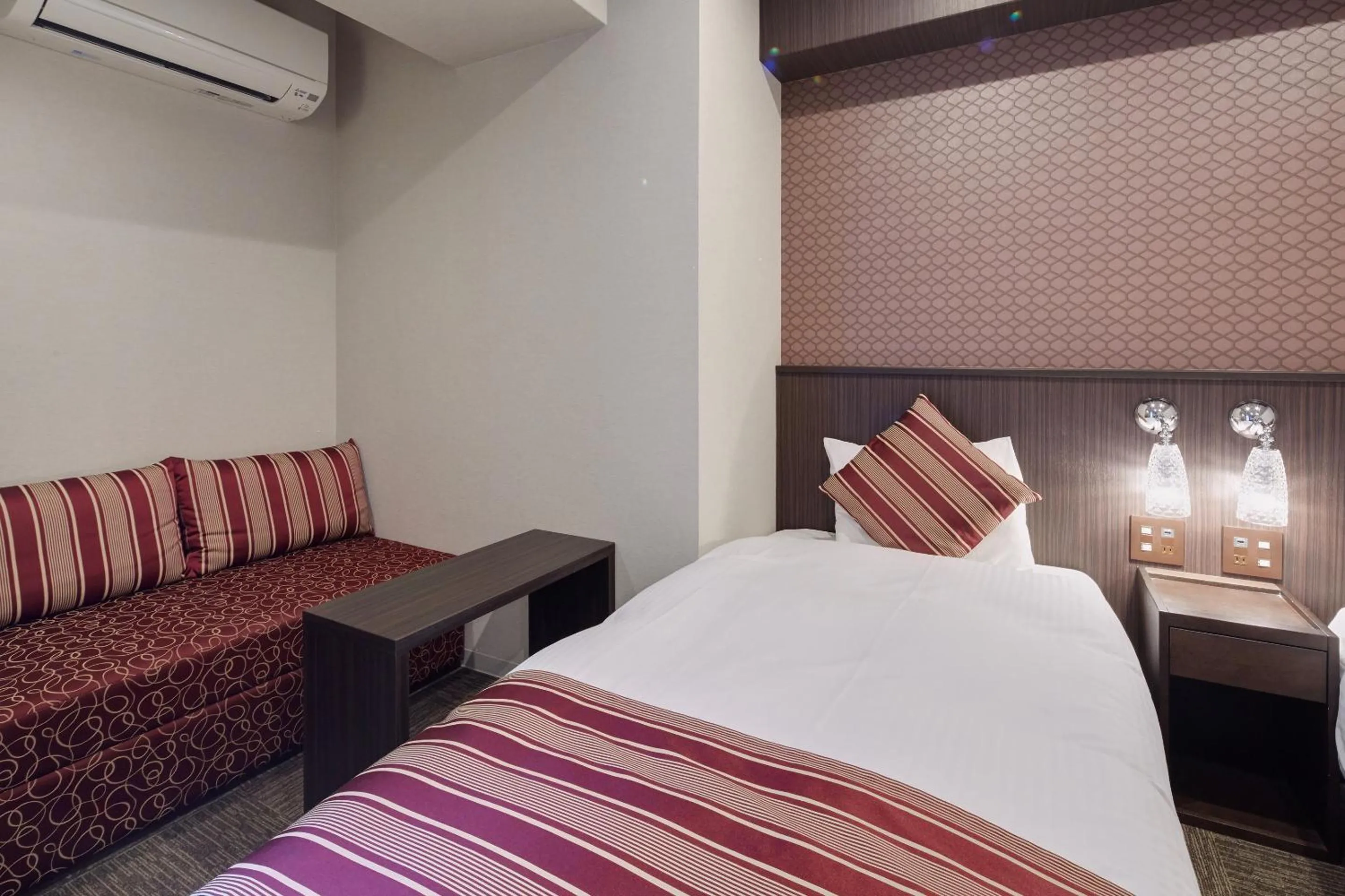 Photo of the whole room, Bed in Hotel Amaterrace Yosuga