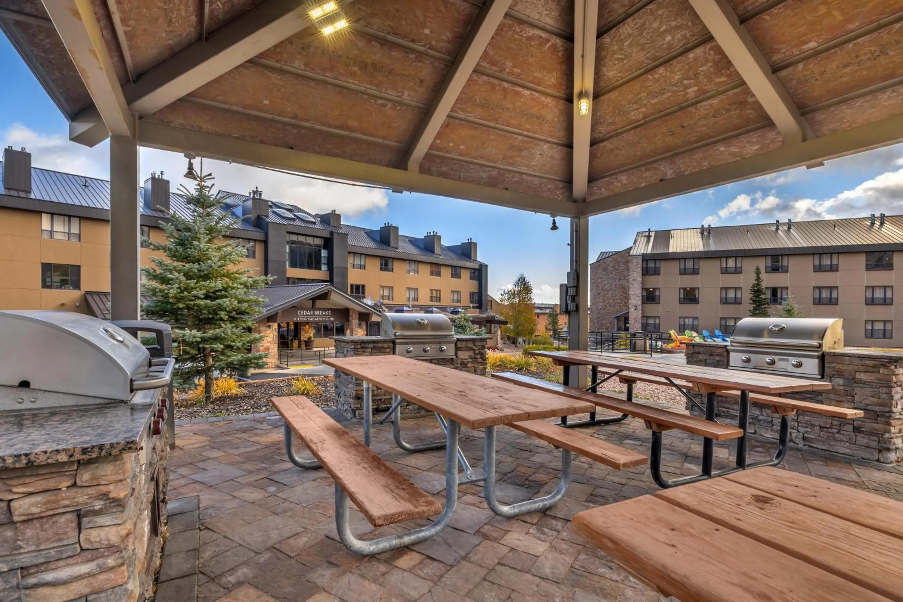 BBQ facilities in Hilton Vacation Club Cedar Breaks Brian Head