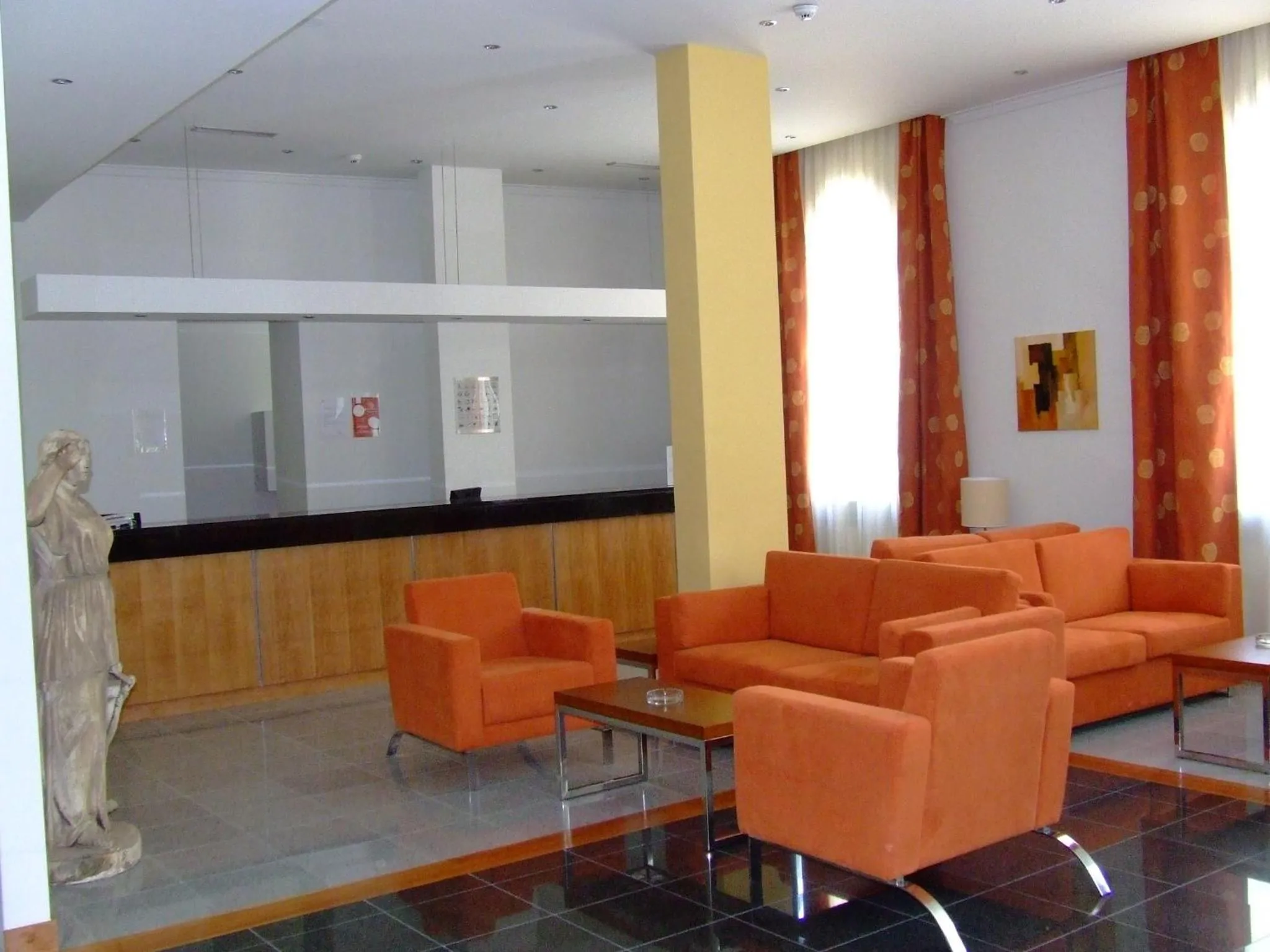 Lobby or reception in Hotel Apartamentos Geres Ribeiro