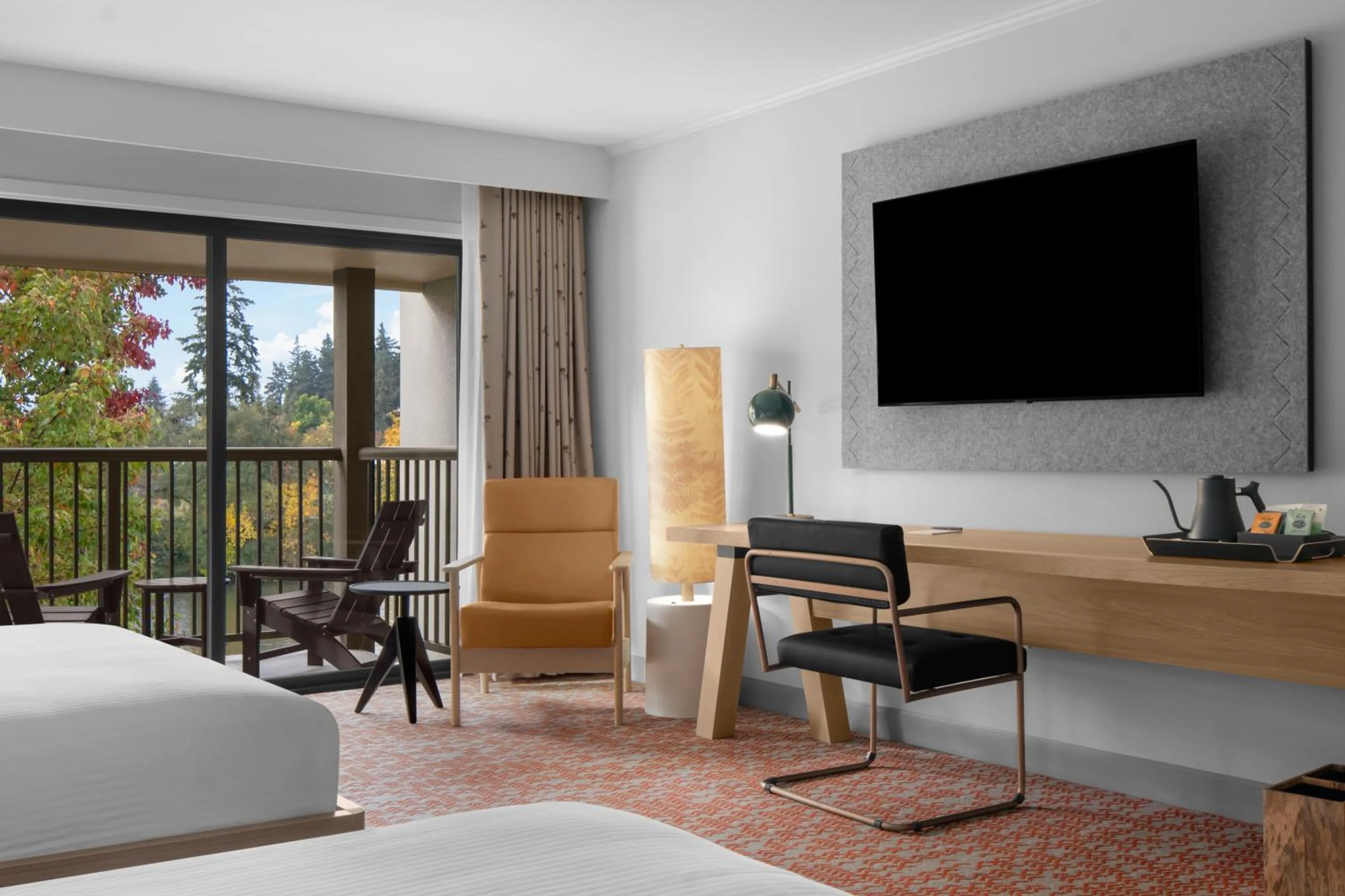 TV and multimedia, Bed in Valley River Inn