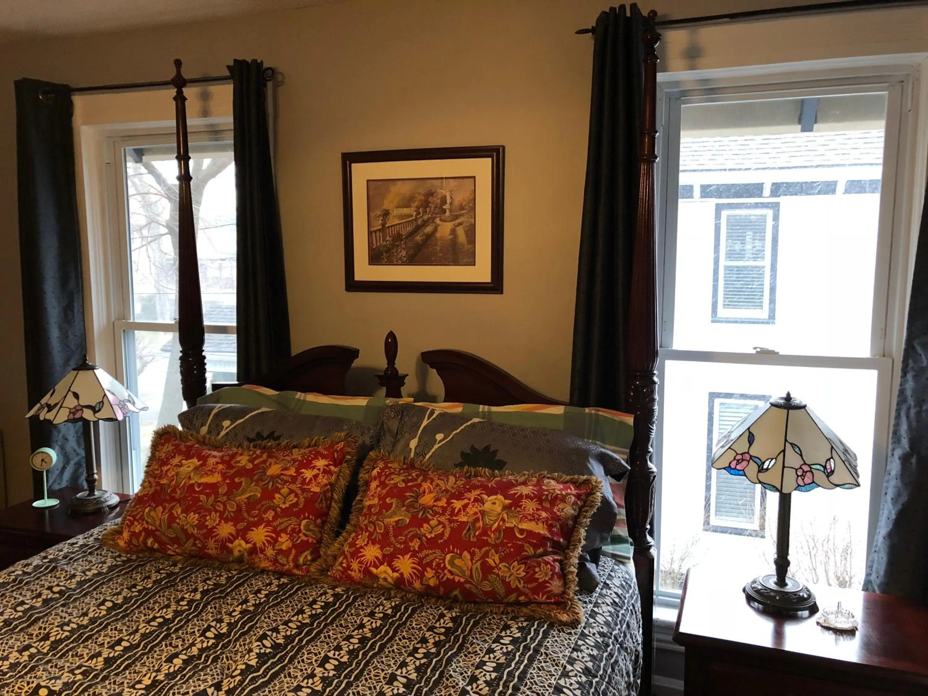 Bedroom, Bed in Blue Gables Bed and Breakfast