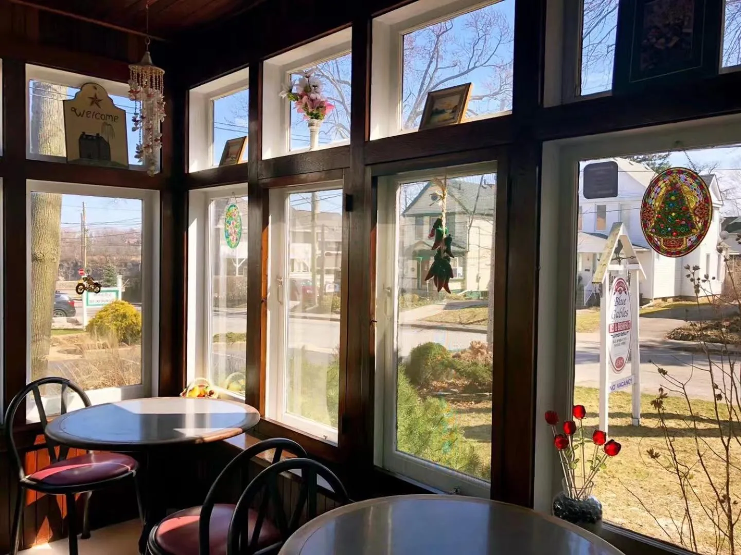 Restaurant/places to eat in Blue Gables Bed and Breakfast