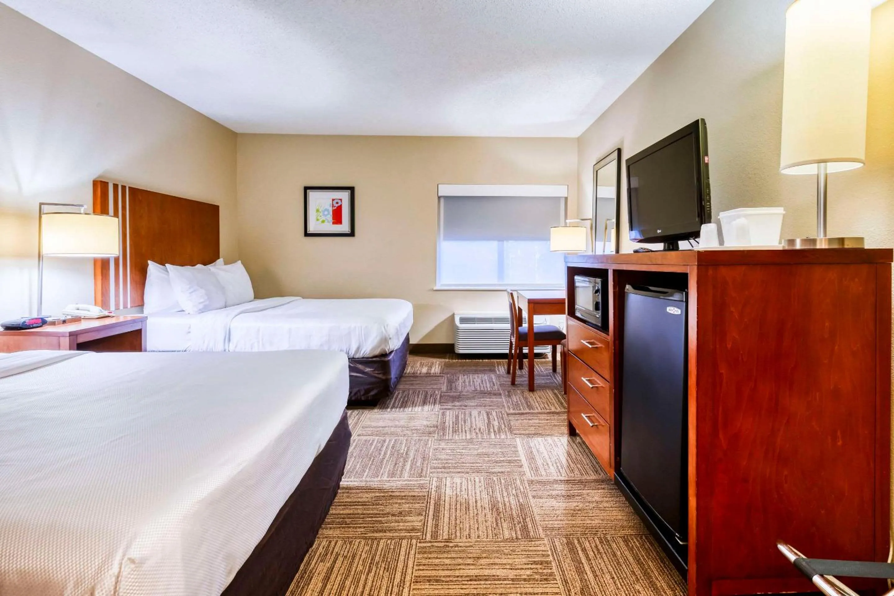 Bedroom, Bed in Comfort Inn & Suites Shepherdsville - Louisville South