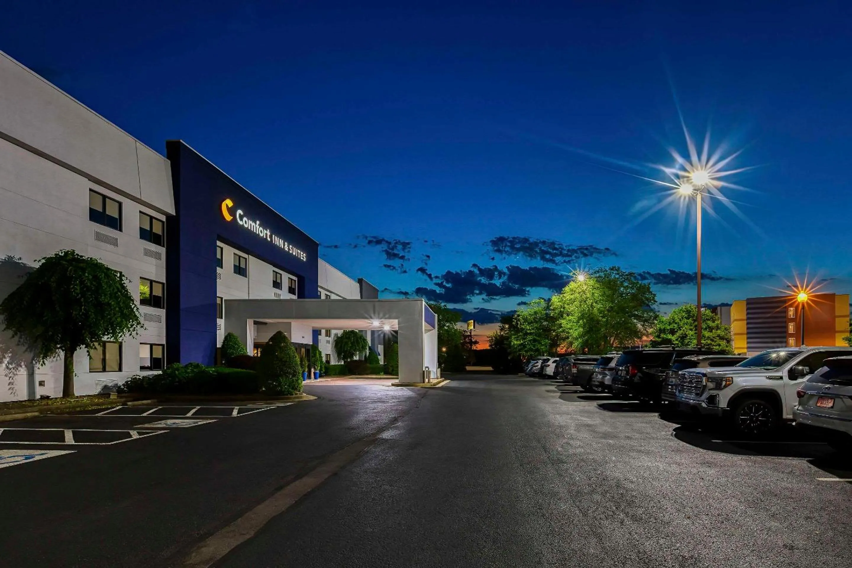 Property building in Comfort Inn & Suites Shepherdsville - Louisville South