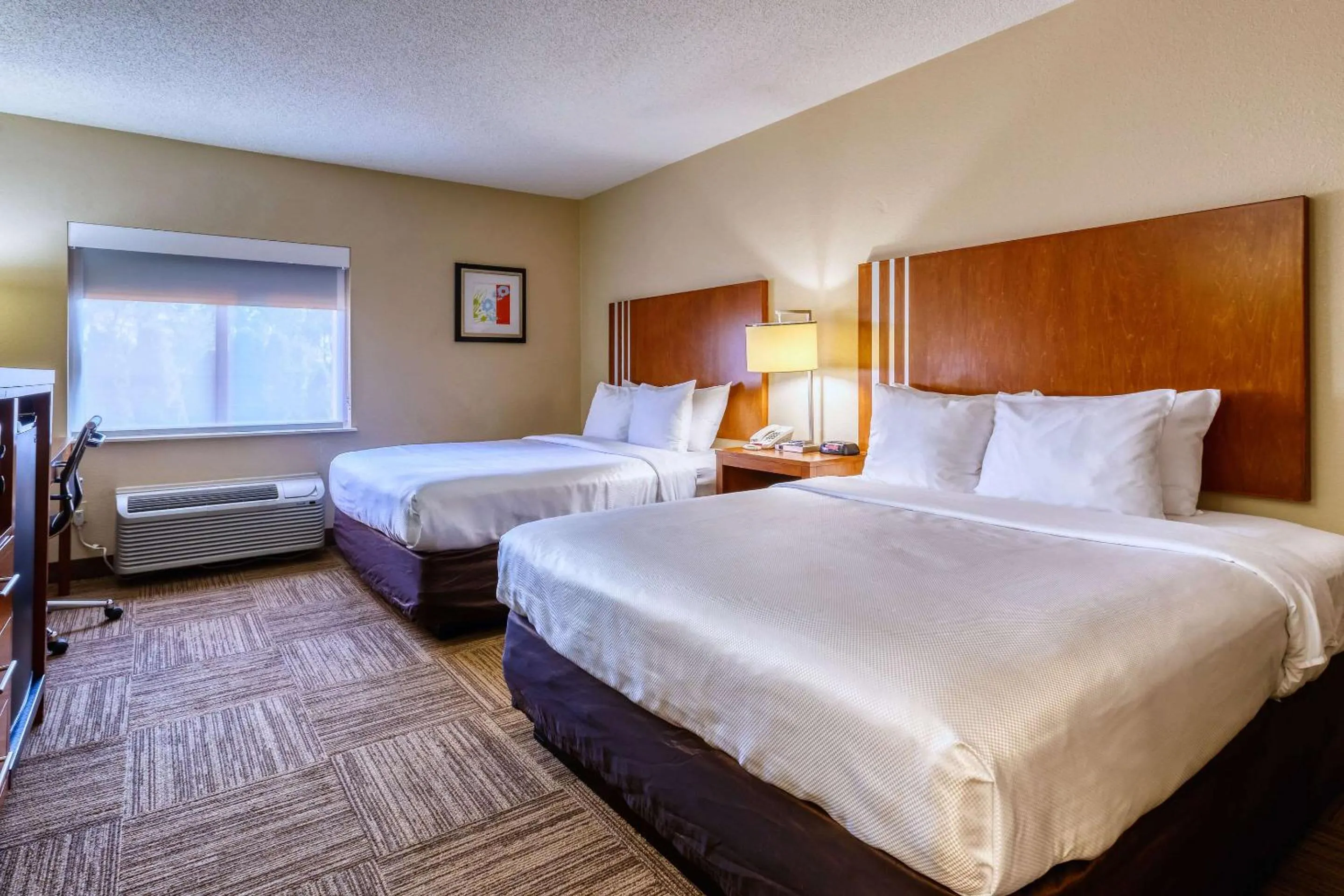 Bedroom, Bed in Comfort Inn & Suites Shepherdsville - Louisville South
