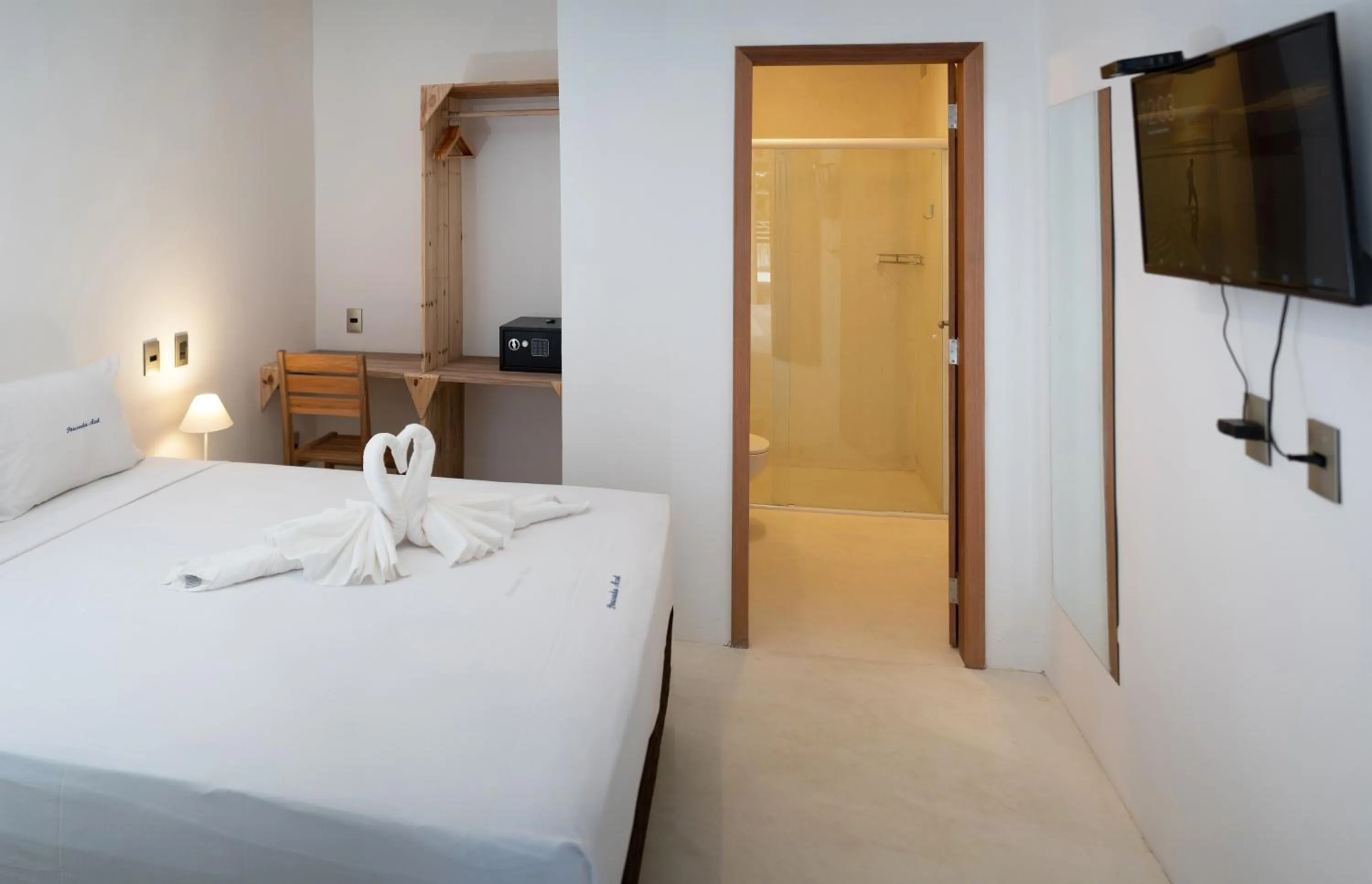 Bedroom, Bed in Azul Pousada