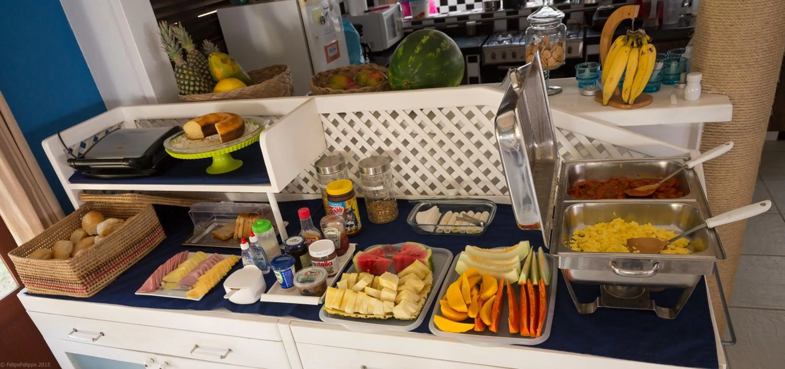 Buffet breakfast in Azul Pousada