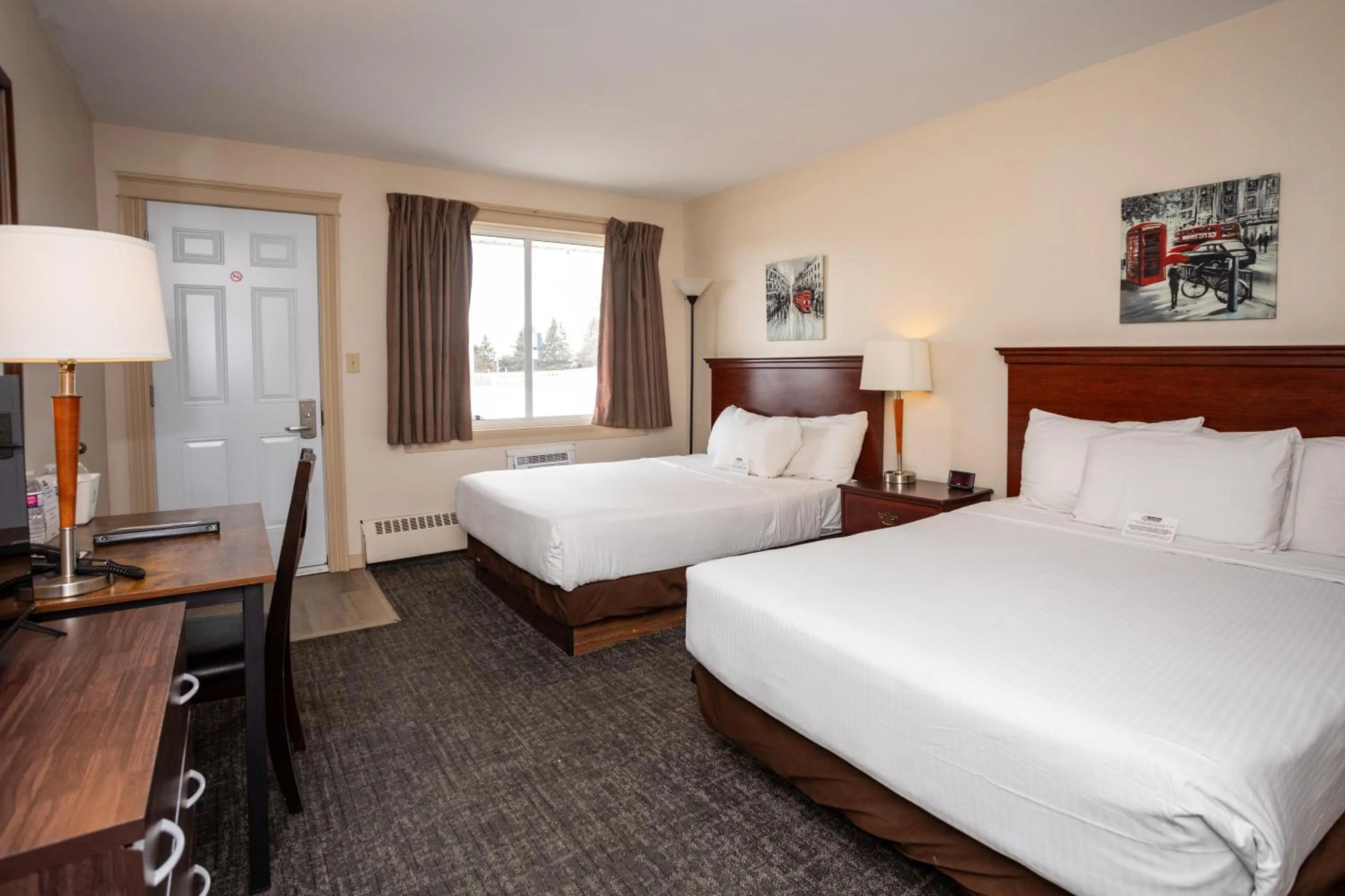 Photo of the whole room, Bed in Canadas Best Value Inn & Suites-Charlottetown