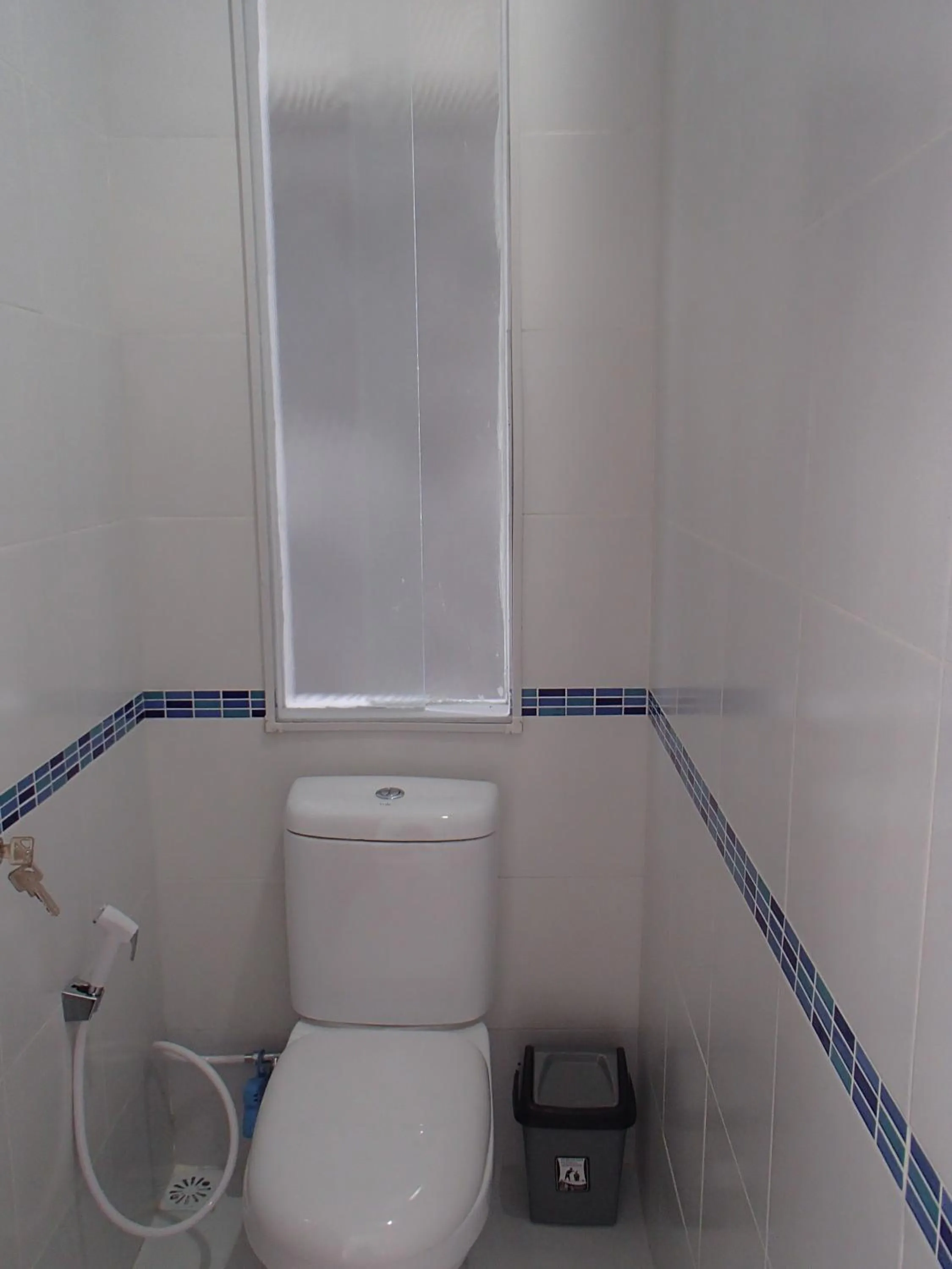 Toilet in Askara Guest House & Hostel