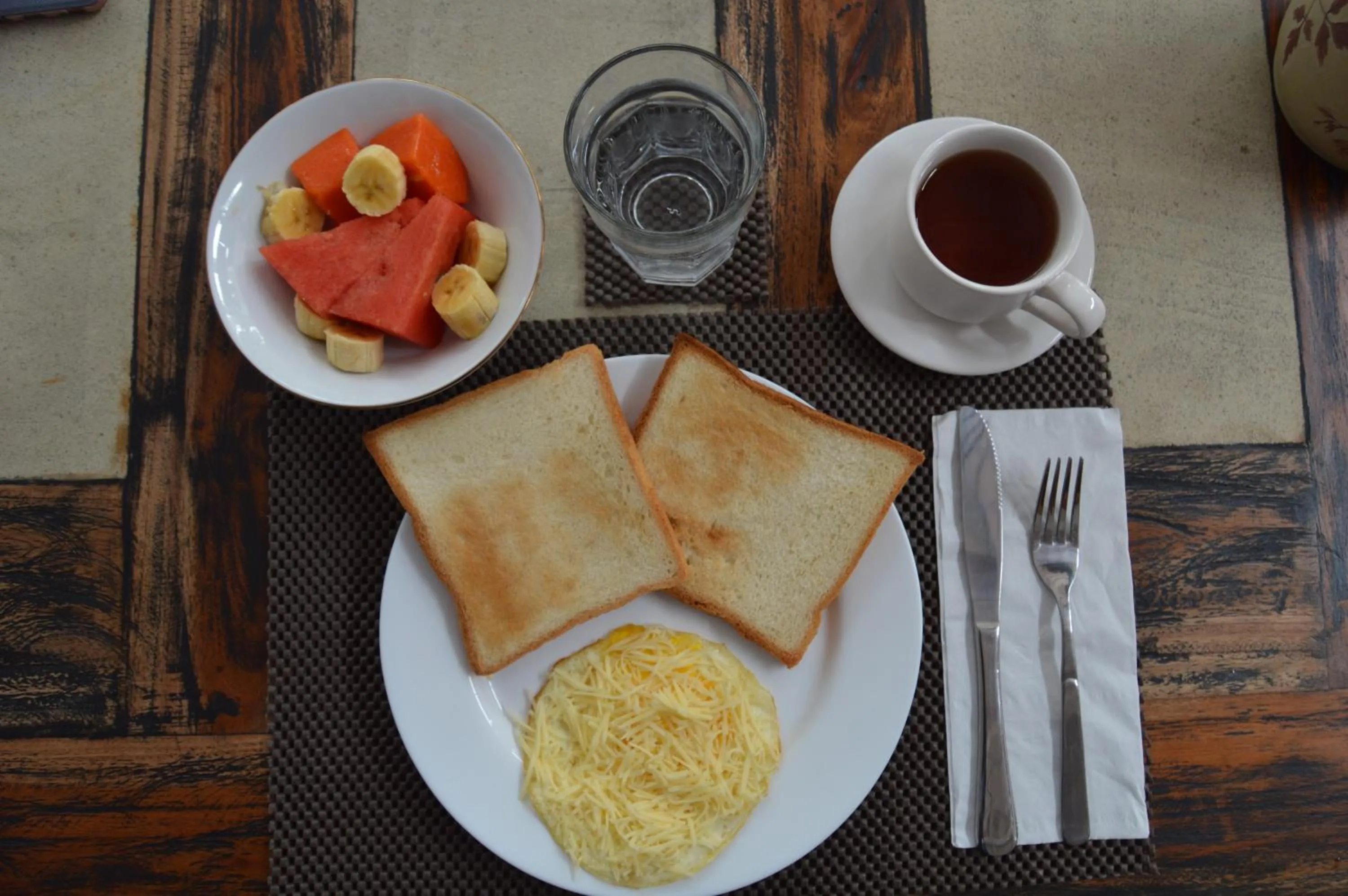 Food and drinks in Askara Guest House & Hostel