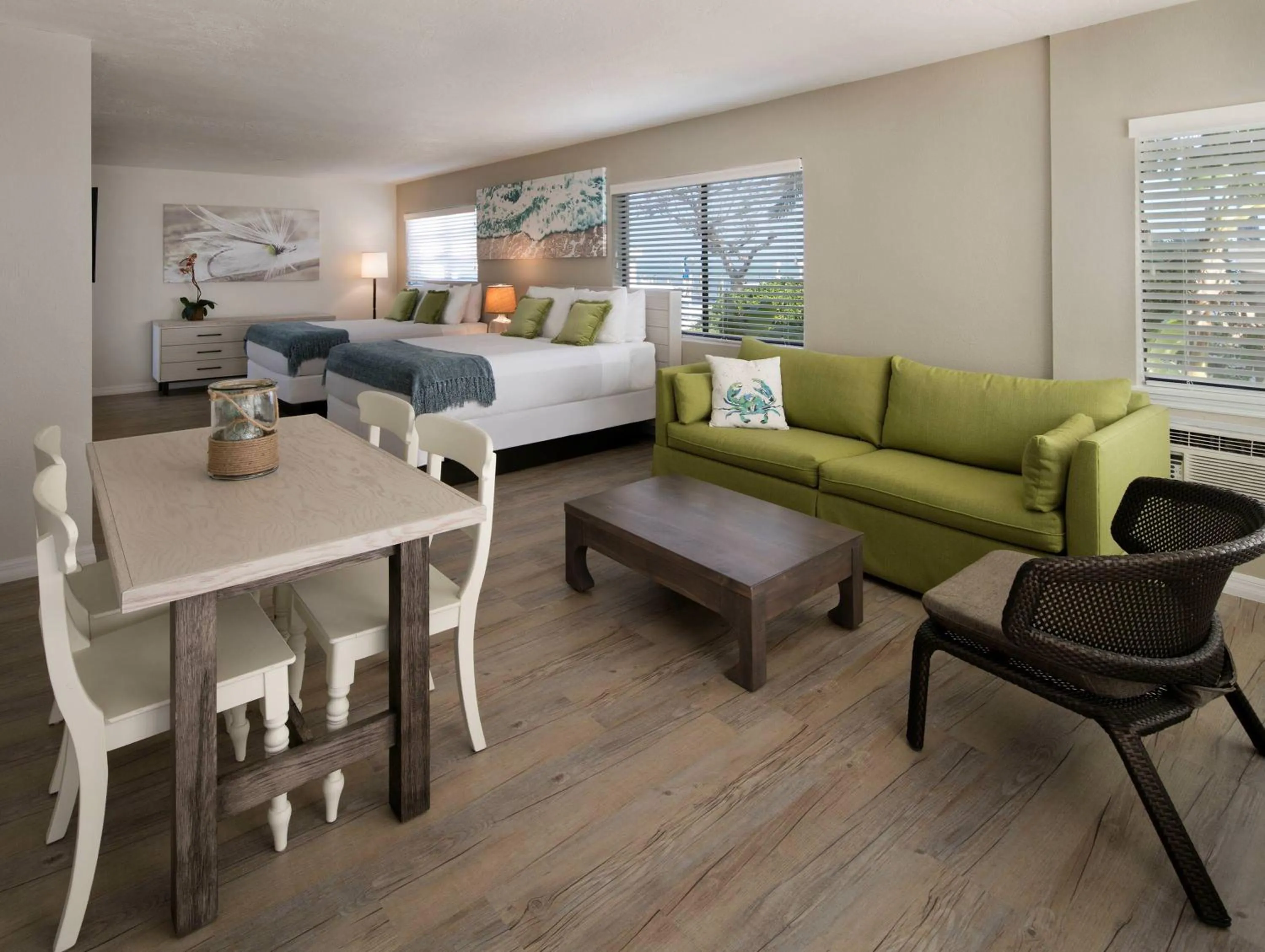 Living room in La Siesta Resort & Villas