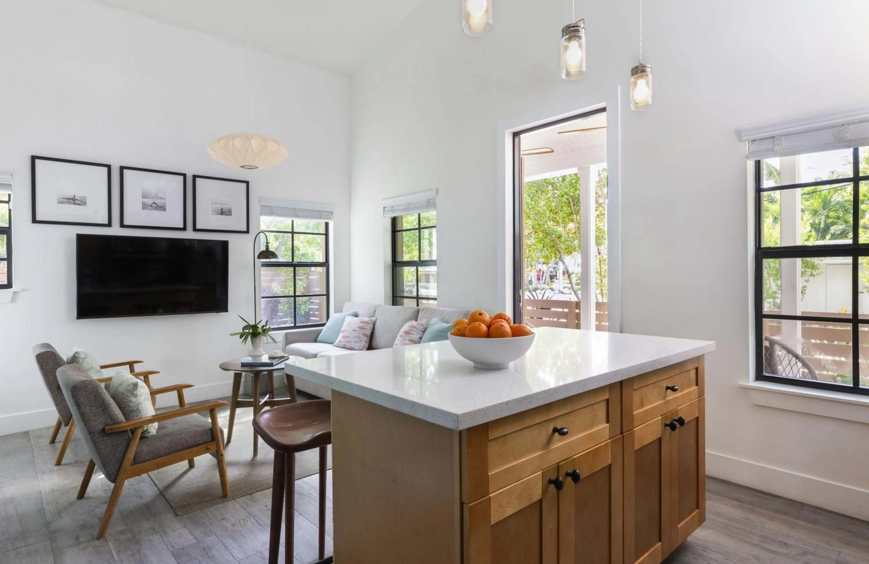 kitchen in La Siesta Resort & Villas