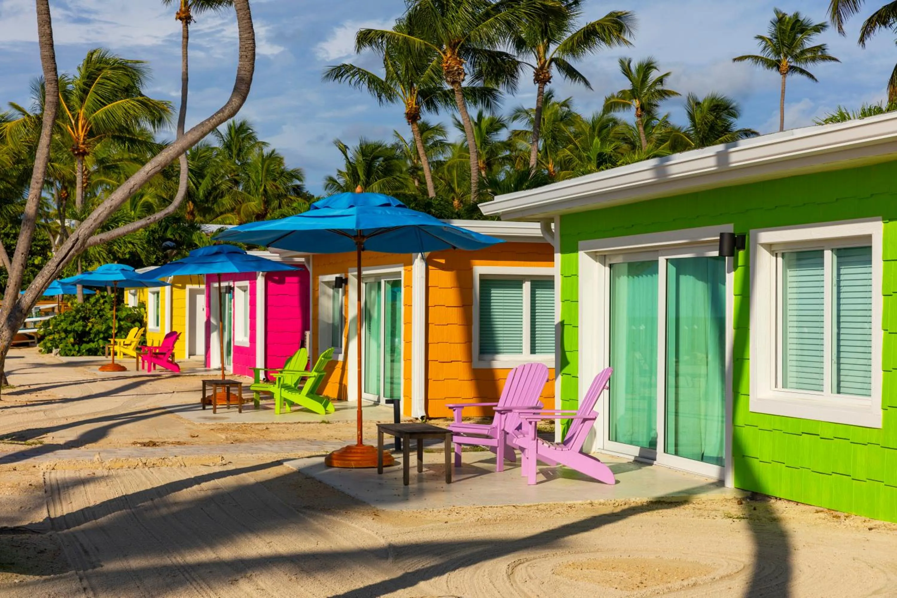 Property building in La Siesta Resort & Villas