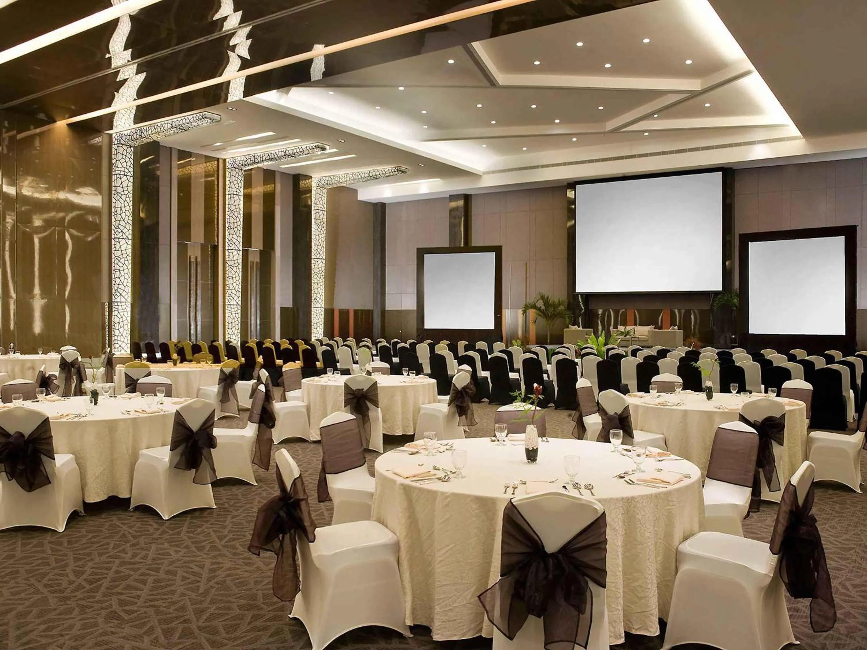 Meeting/conference room in Novotel Bangka Hotel & Convention Center
