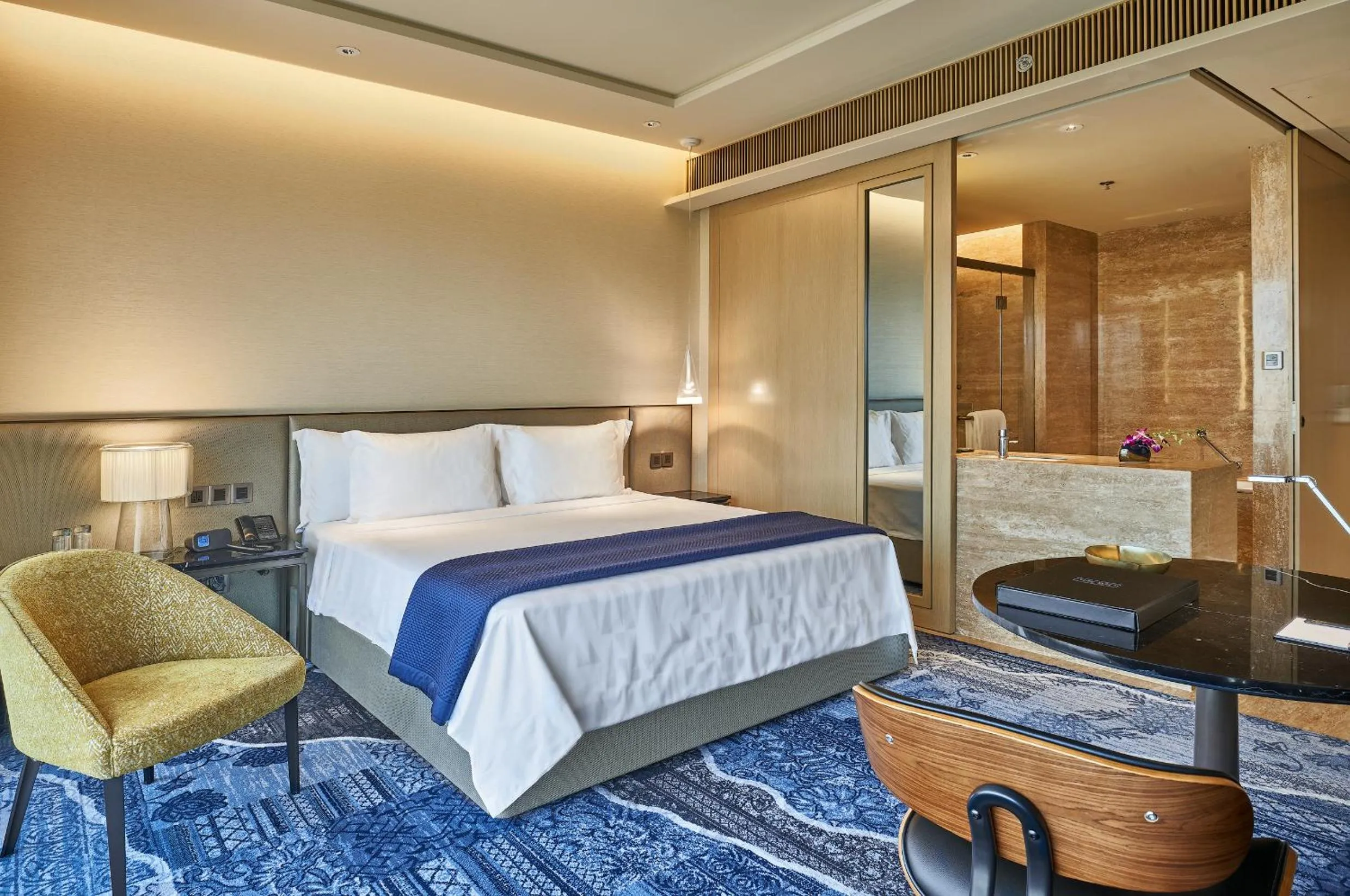 Bed in The Den, Bengaluru