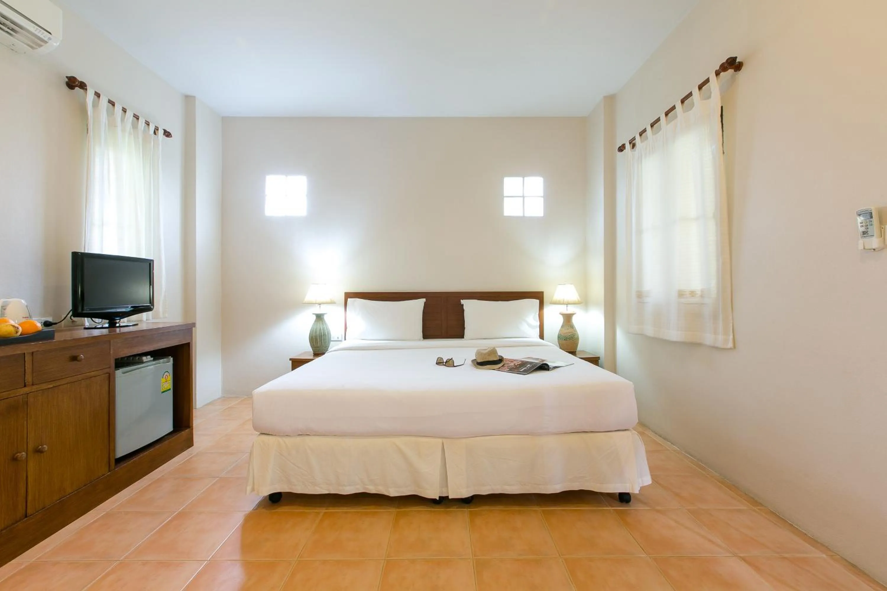 Bed in Thongtakian Resort