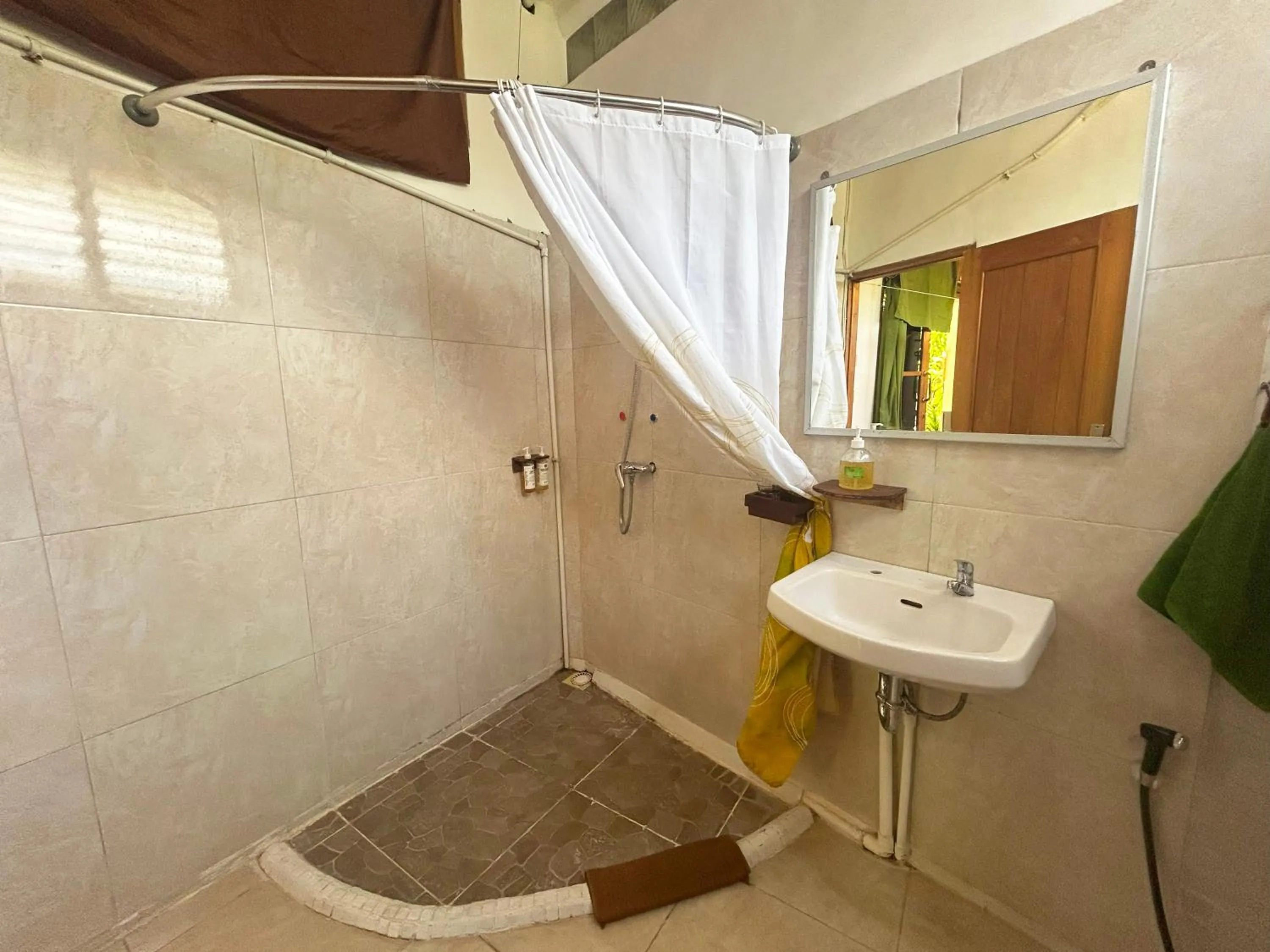 Shower in Serenity Eco Guesthouse - CHSE certified
