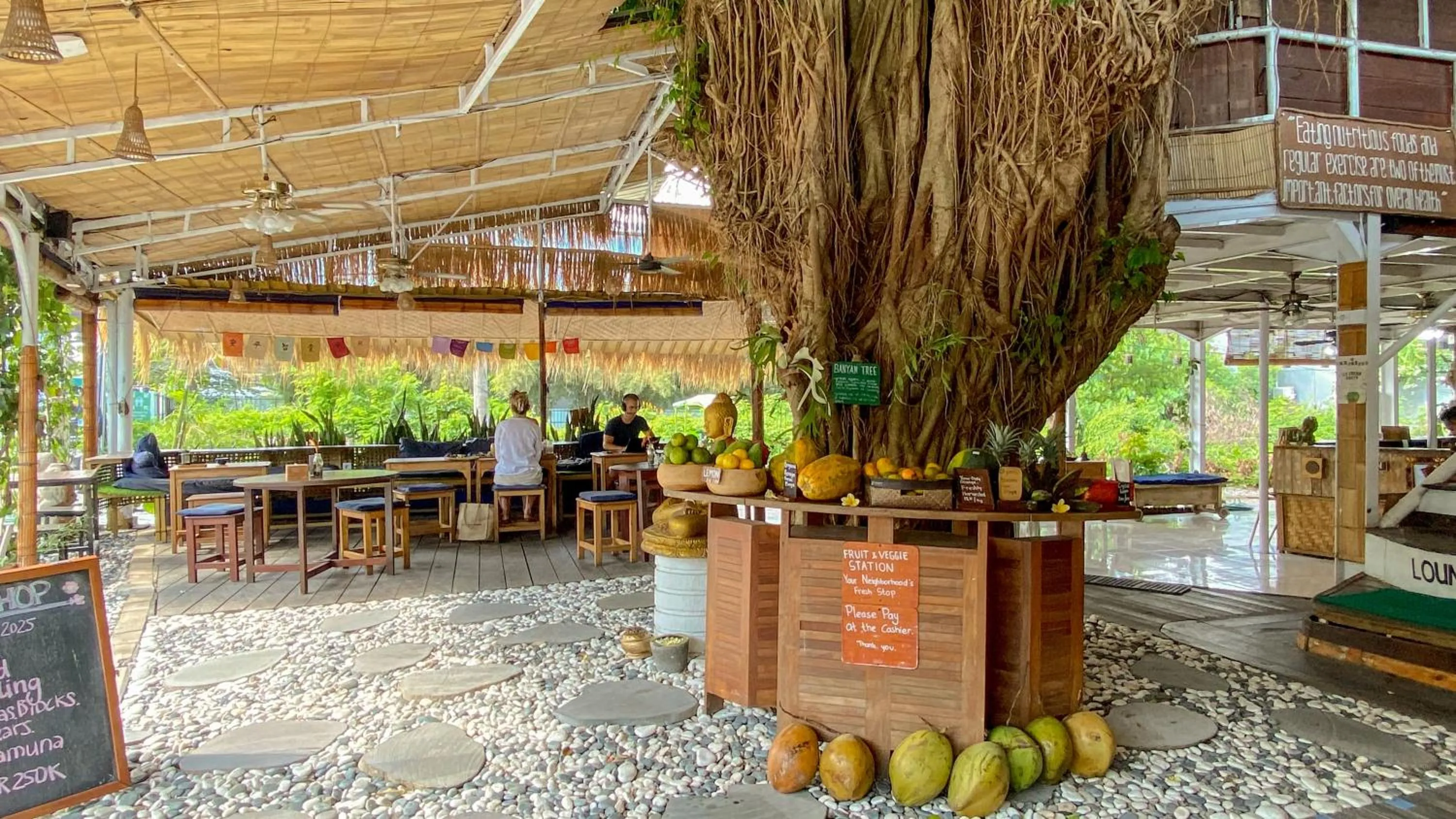 Restaurant/places to eat in Serenity Eco Guesthouse - CHSE certified