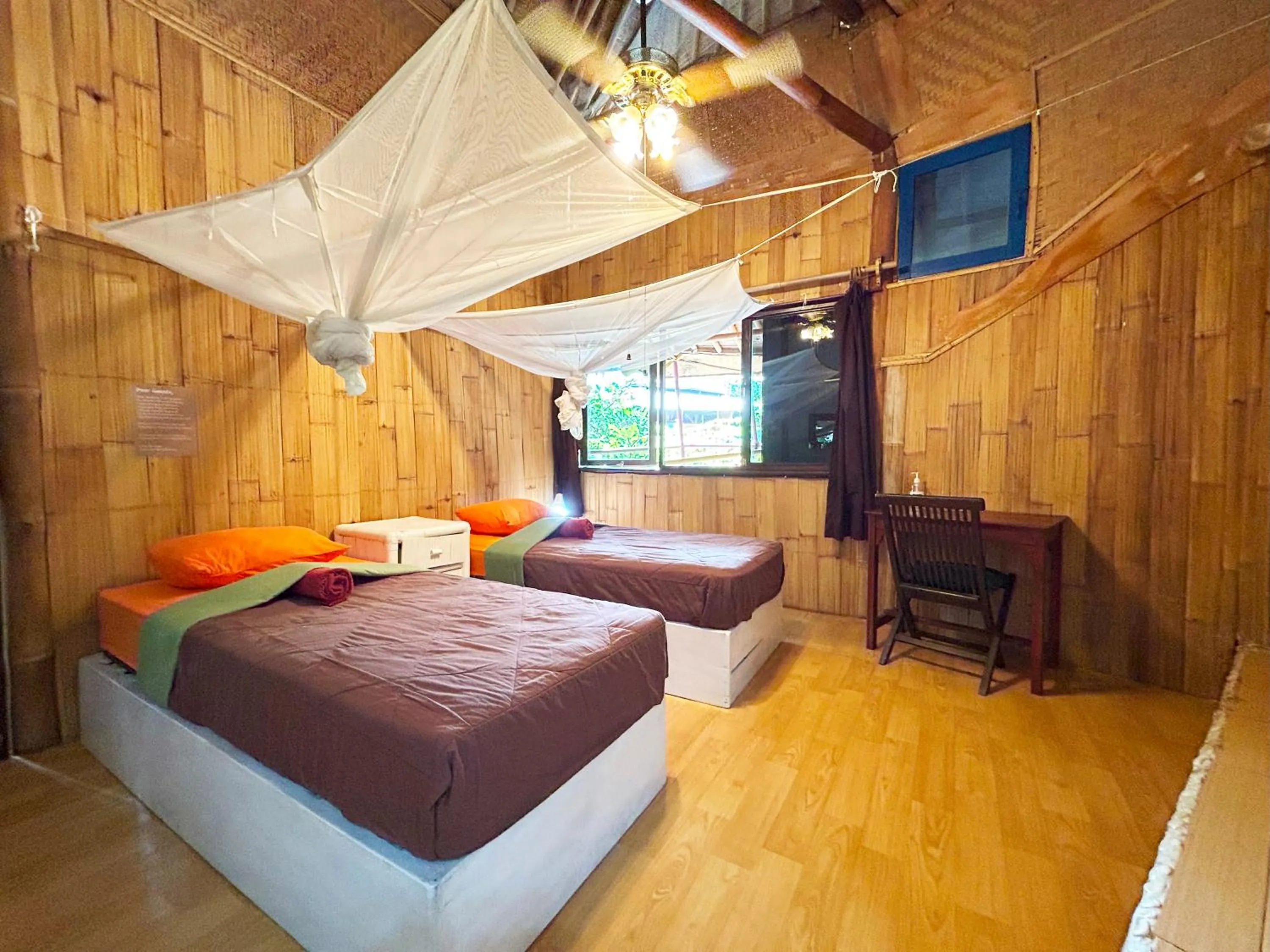 Bedroom, Bed in Serenity Eco Guesthouse - CHSE certified