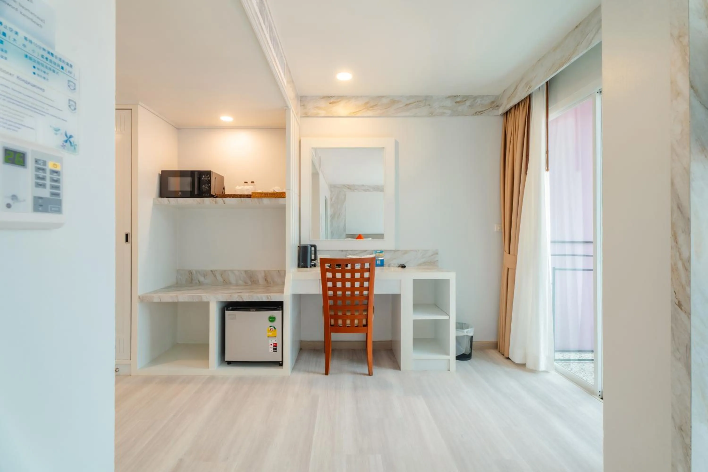 Photo of the whole room in Baumancasa Beach Resort