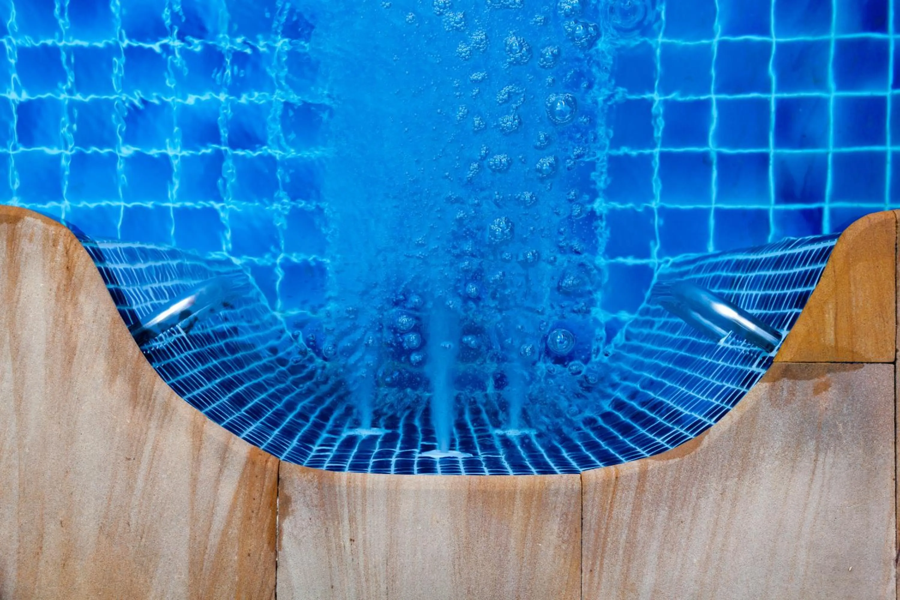 Swimming pool in Baumancasa Beach Resort