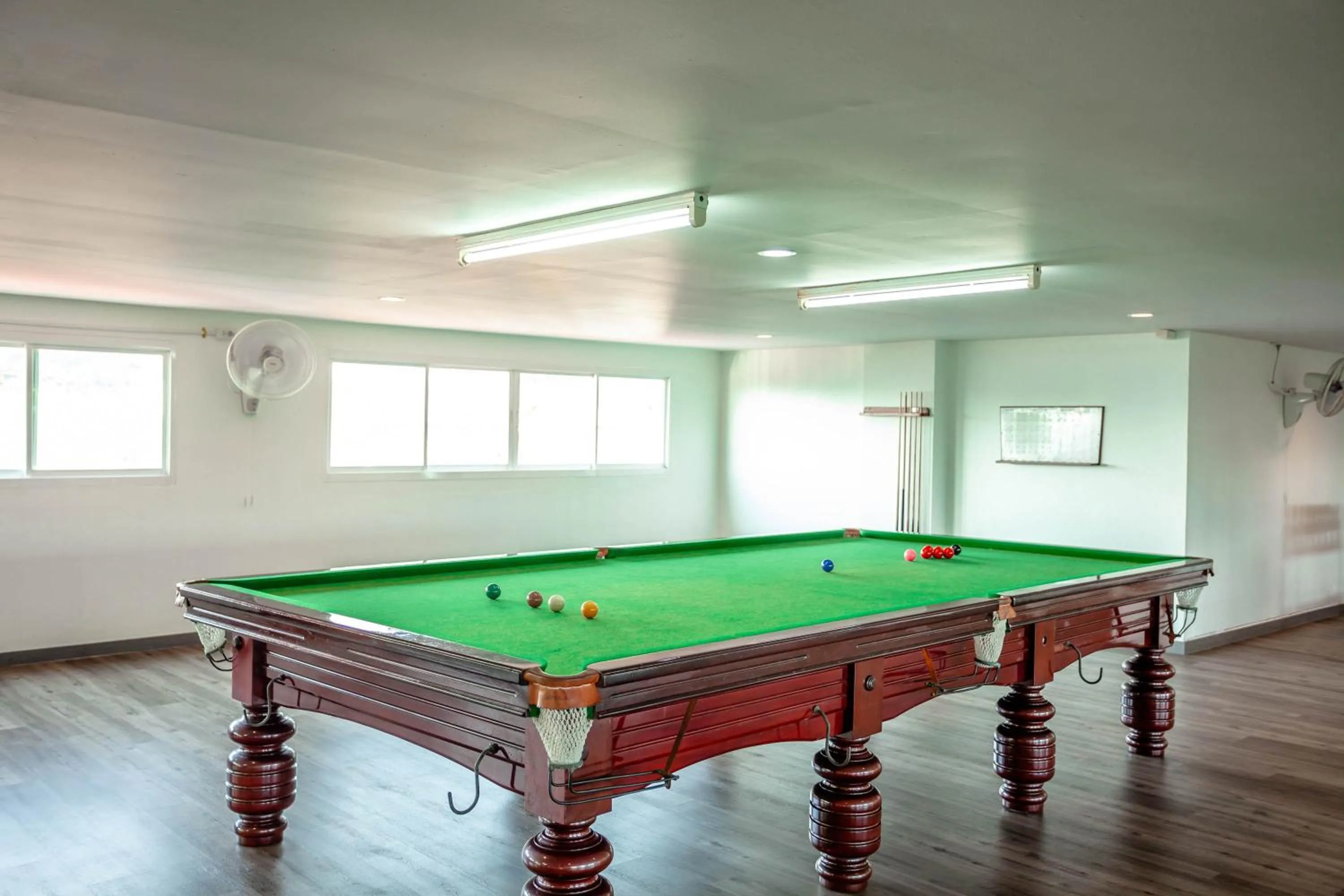 Billiard in Baumancasa Beach Resort