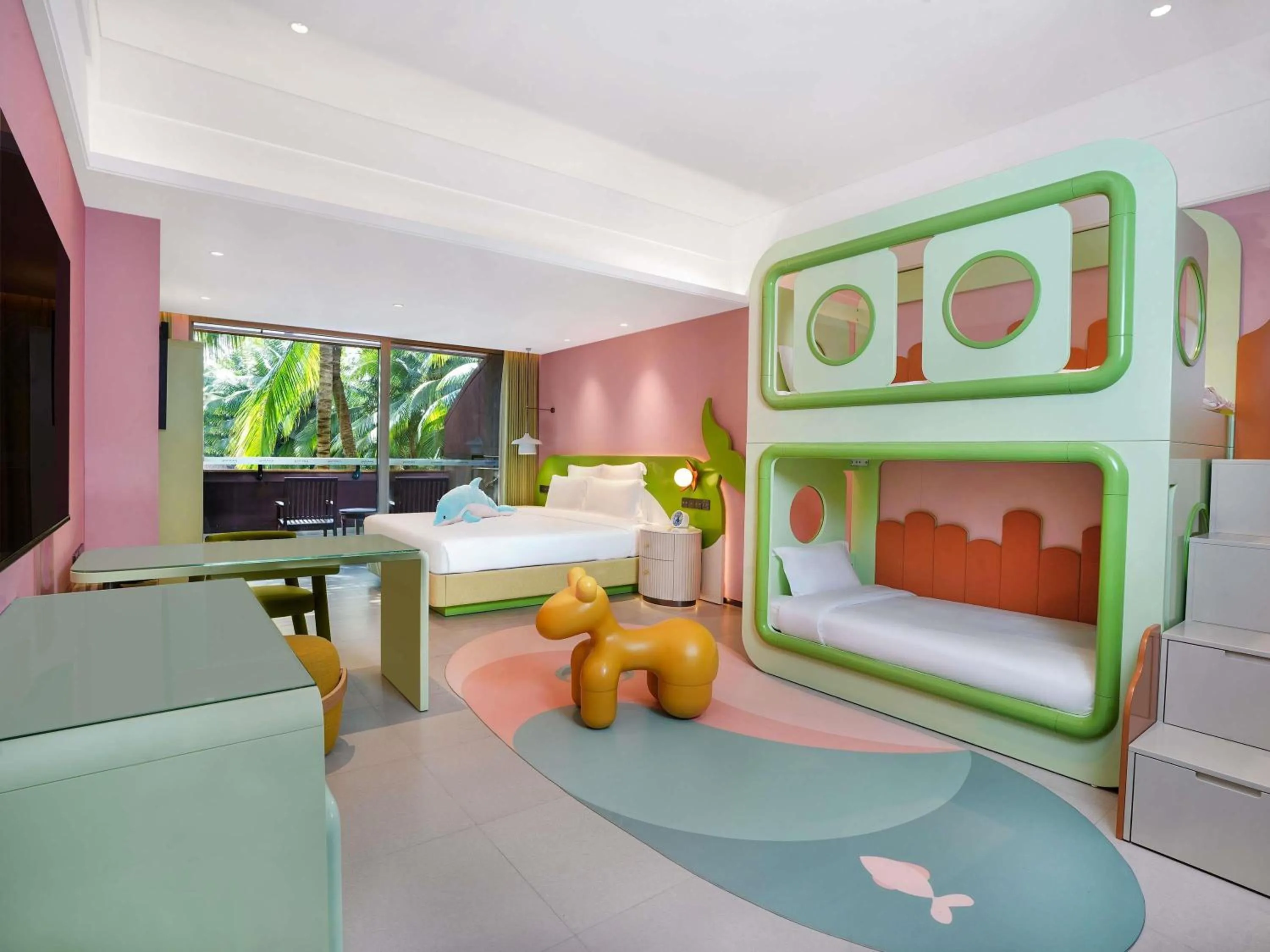 Bedroom, Bed in Pullman Oceanview Sanya Bay Resort & Spa