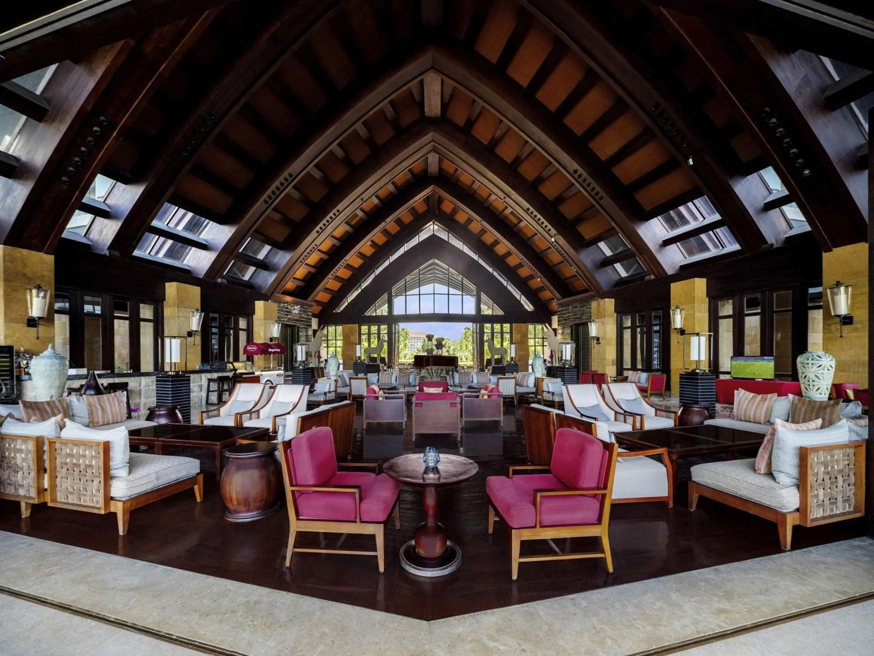 Restaurant/places to eat in Pullman Oceanview Sanya Bay Resort & Spa