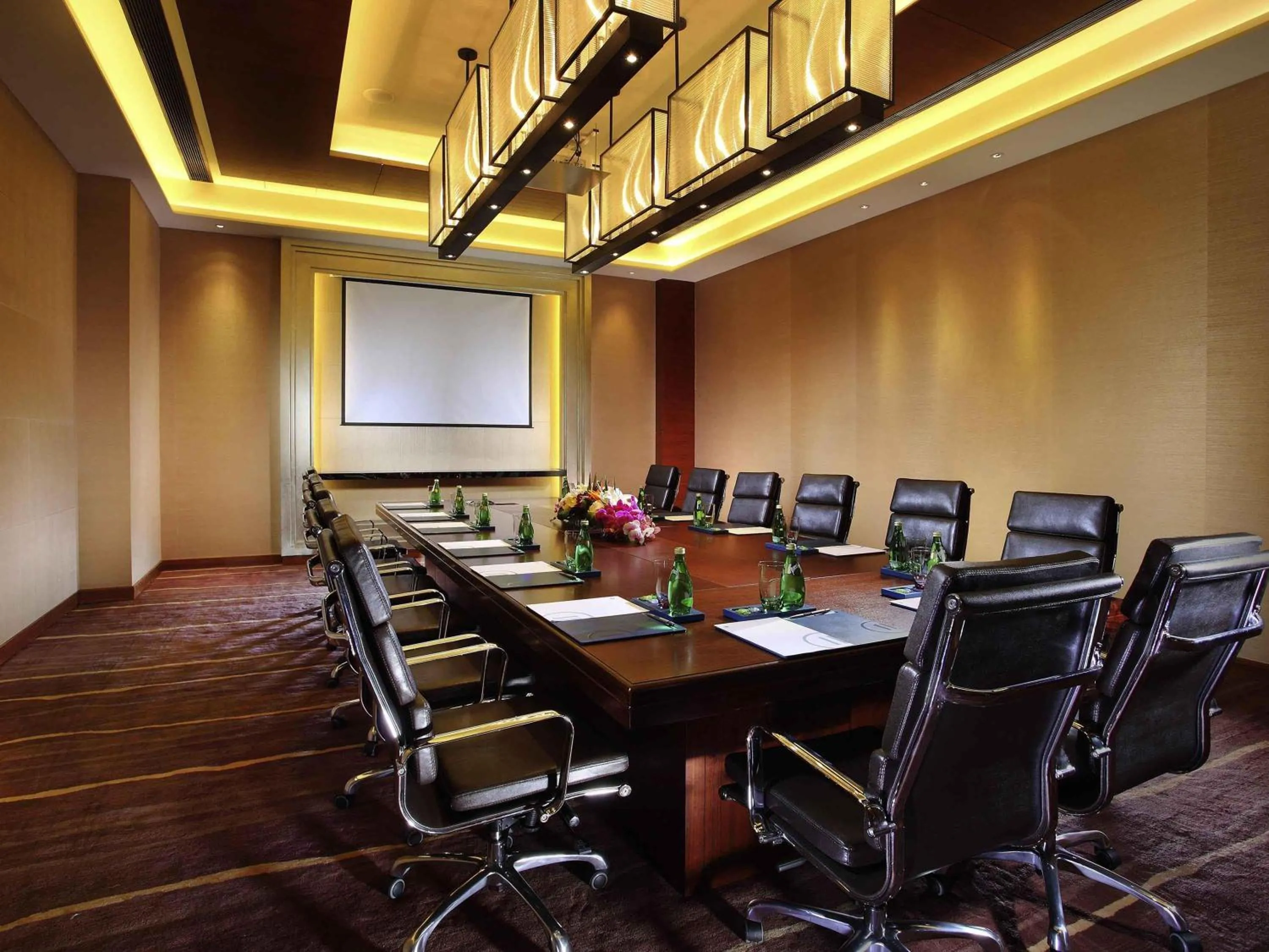 Meeting/conference room in Pullman Oceanview Sanya Bay Resort & Spa