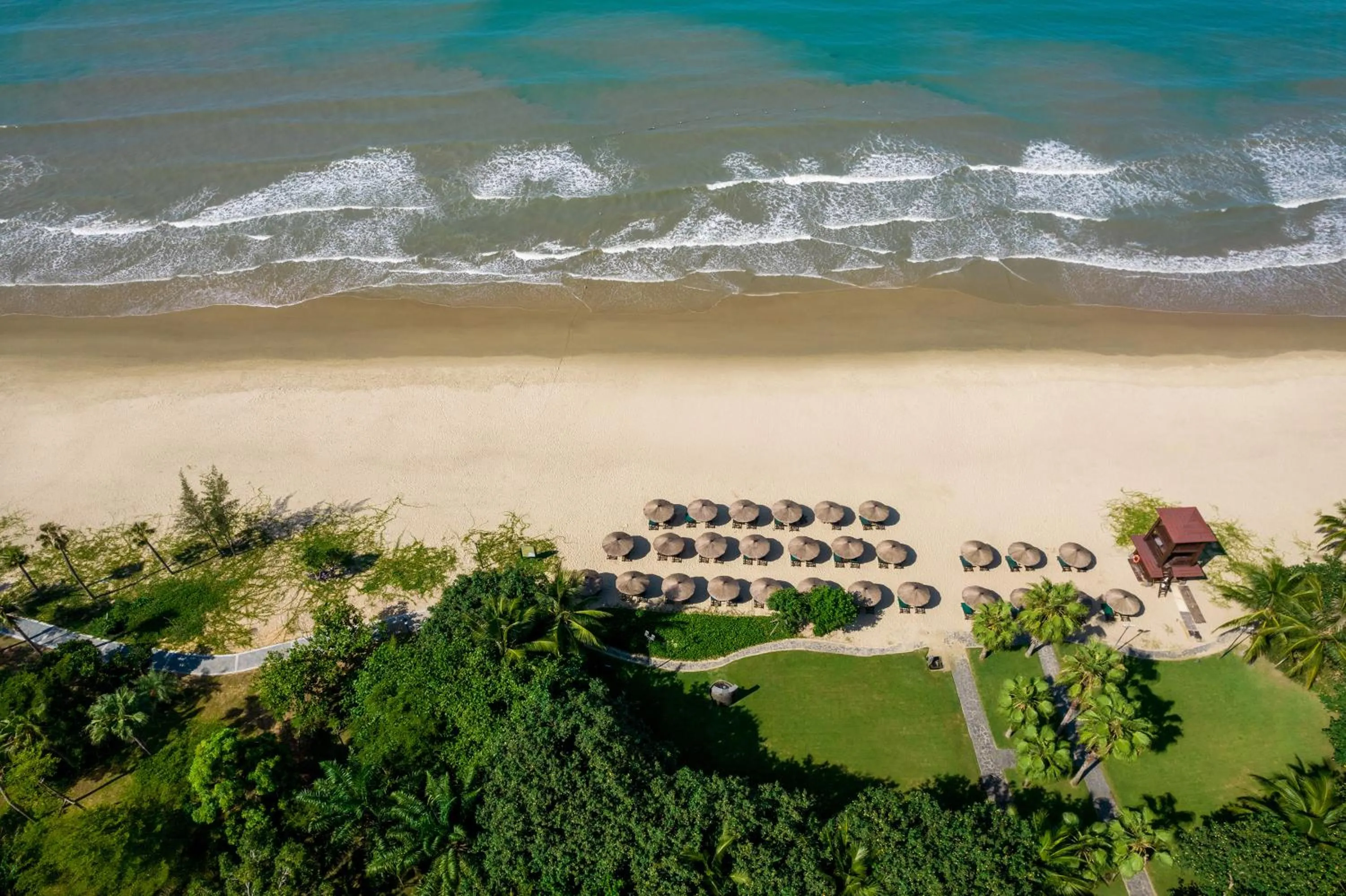 Bird's eye view in Pullman Oceanview Sanya Bay Resort & Spa
