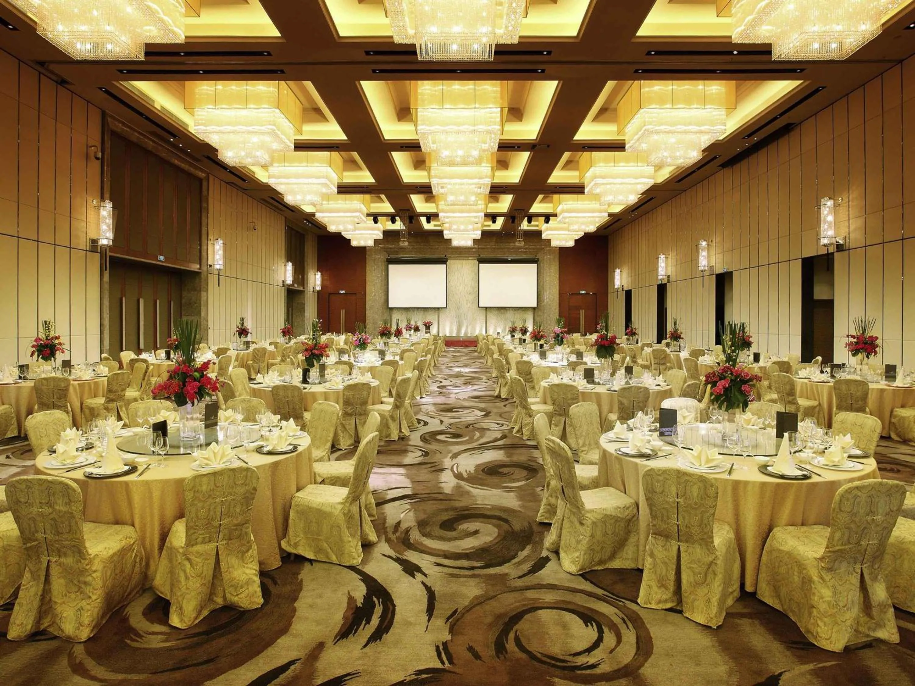 Meeting/conference room in Pullman Oceanview Sanya Bay Resort & Spa