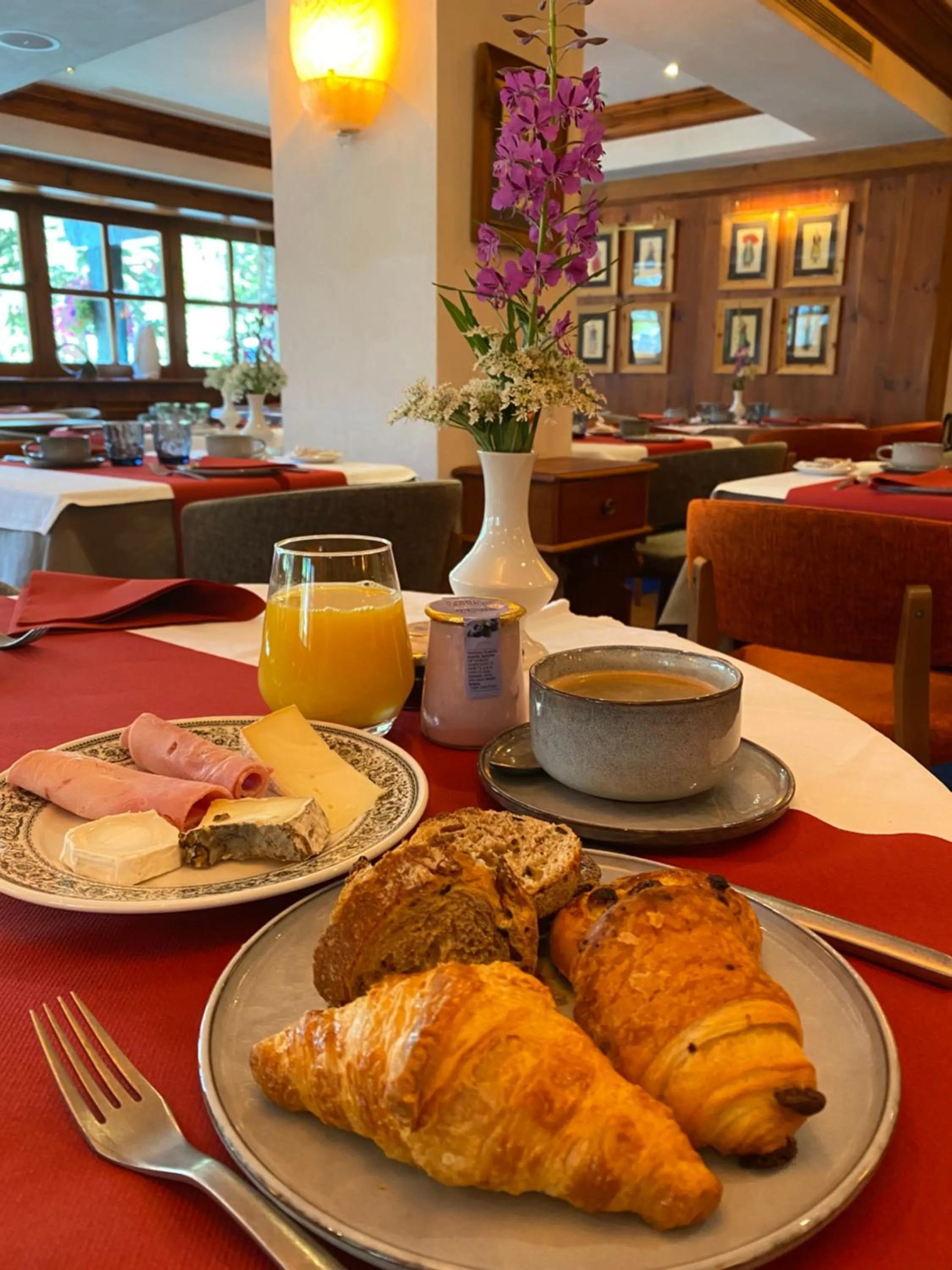 Food in La Savoyarde