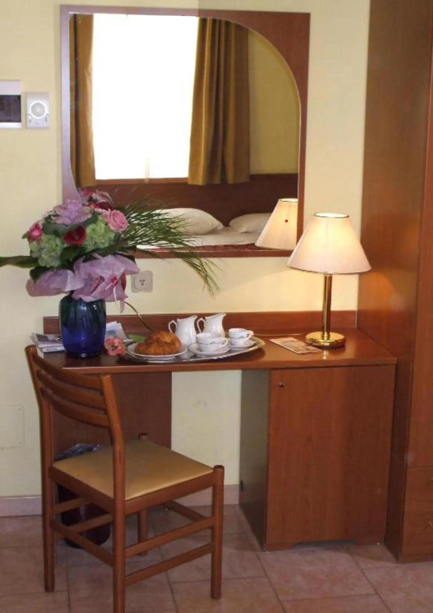 Bed in Hotel Innocenti