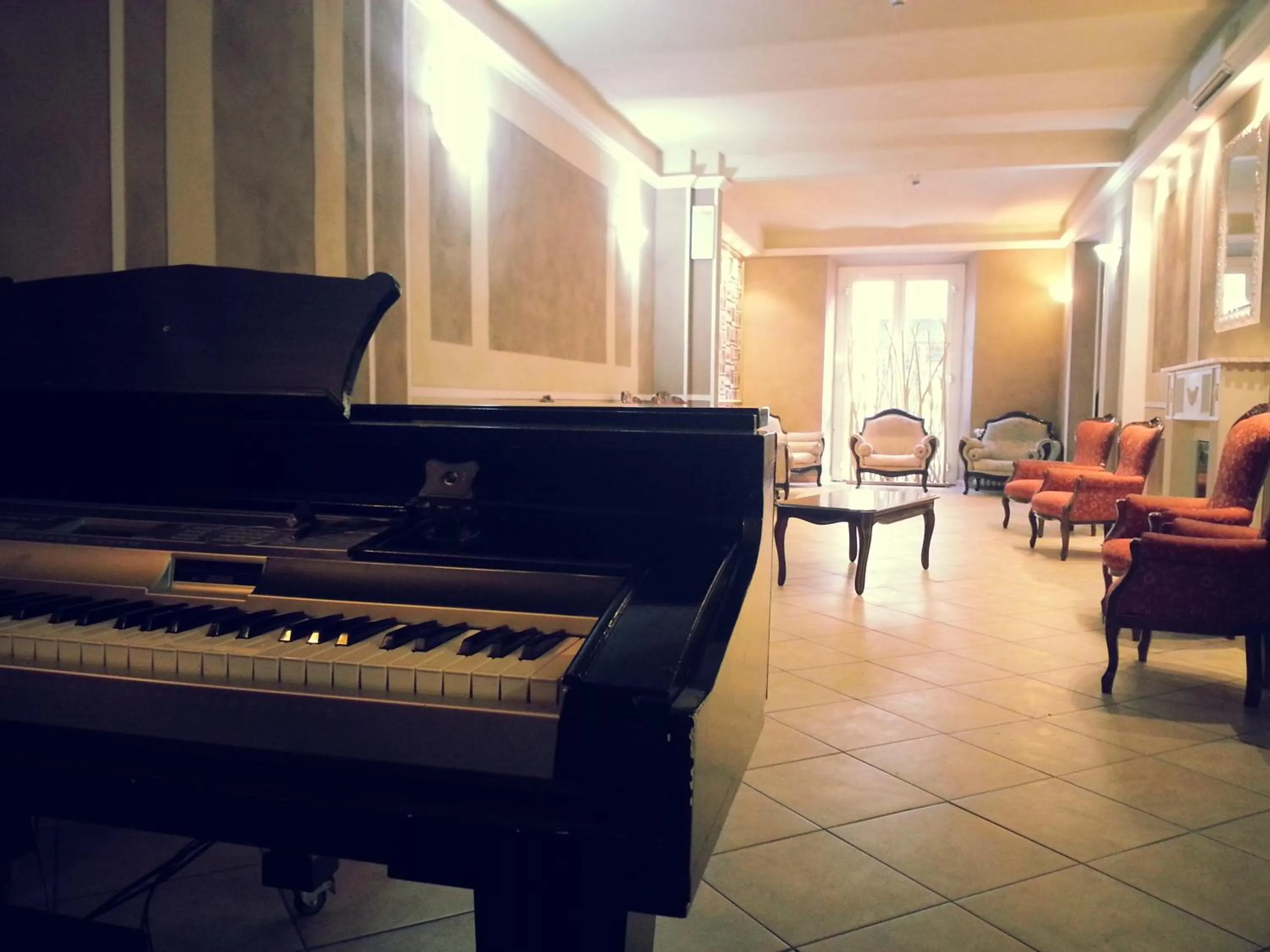 Lounge or bar in Hotel Innocenti