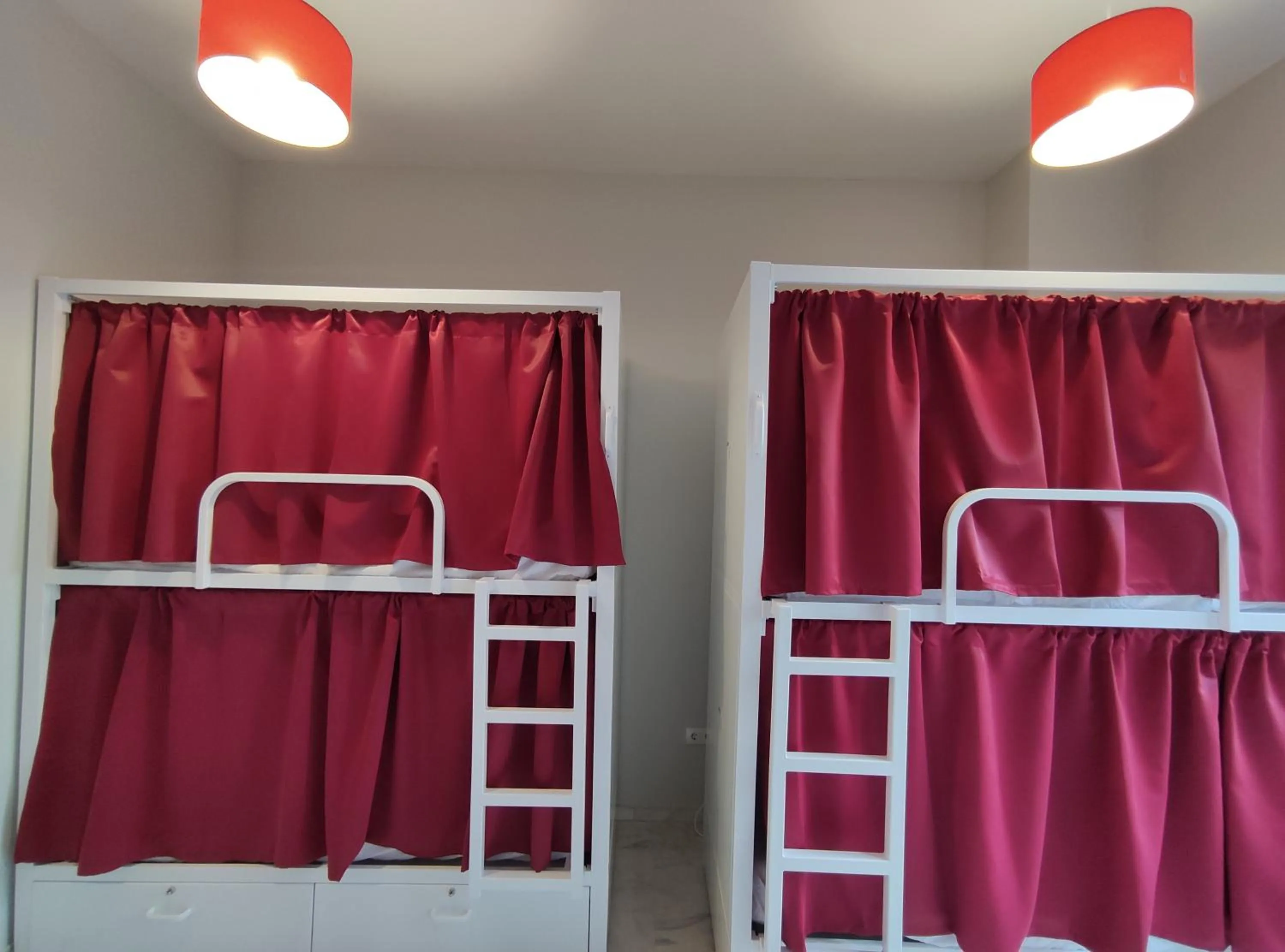 bunk bed, Bed in New Samay Hostel