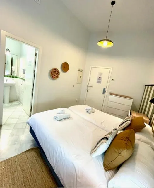 Photo of the whole room, Bed in New Samay Hostel