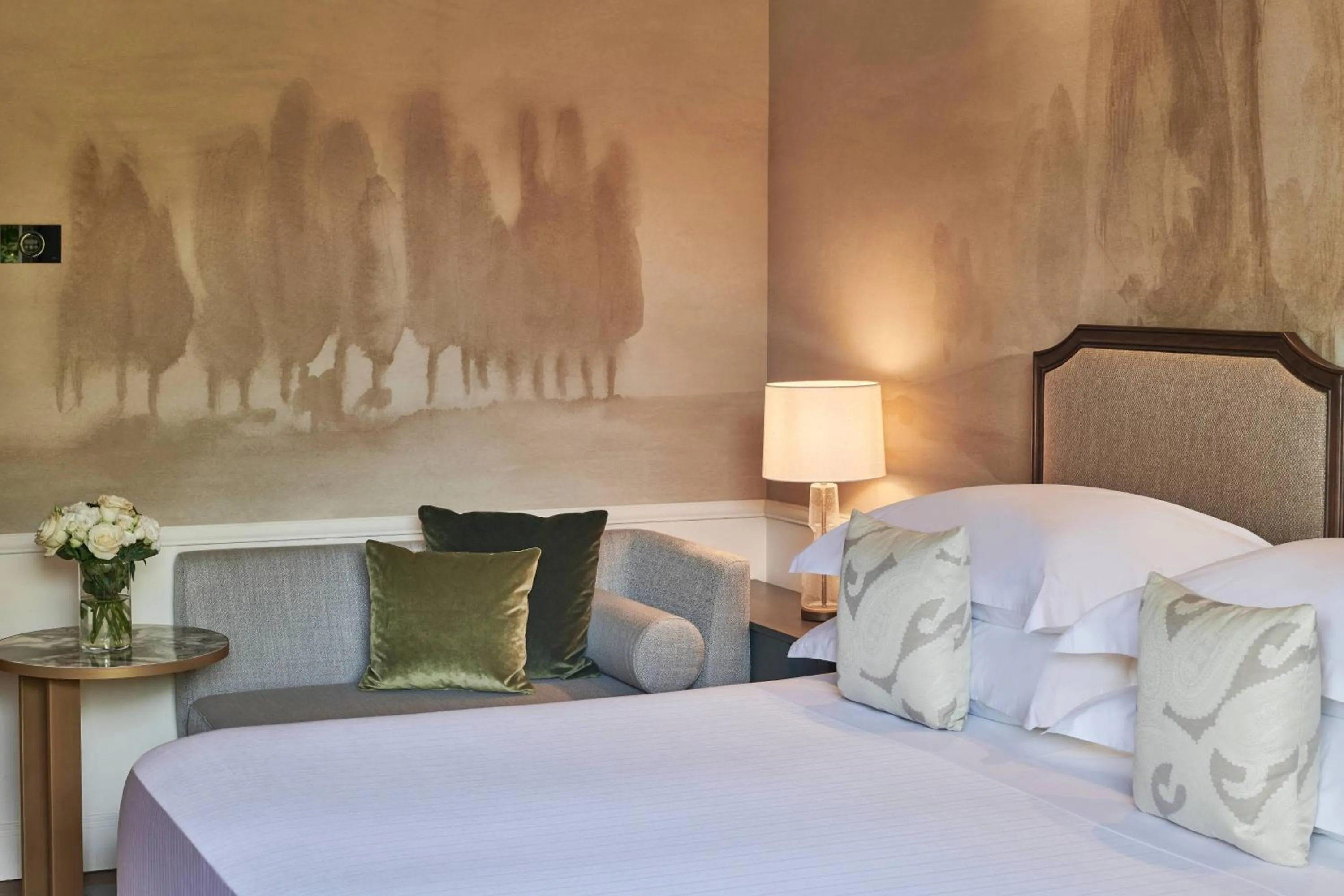 Photo of the whole room, Bed in Grotta Giusti Thermal Spa Resort Tuscany, Autograph Collection