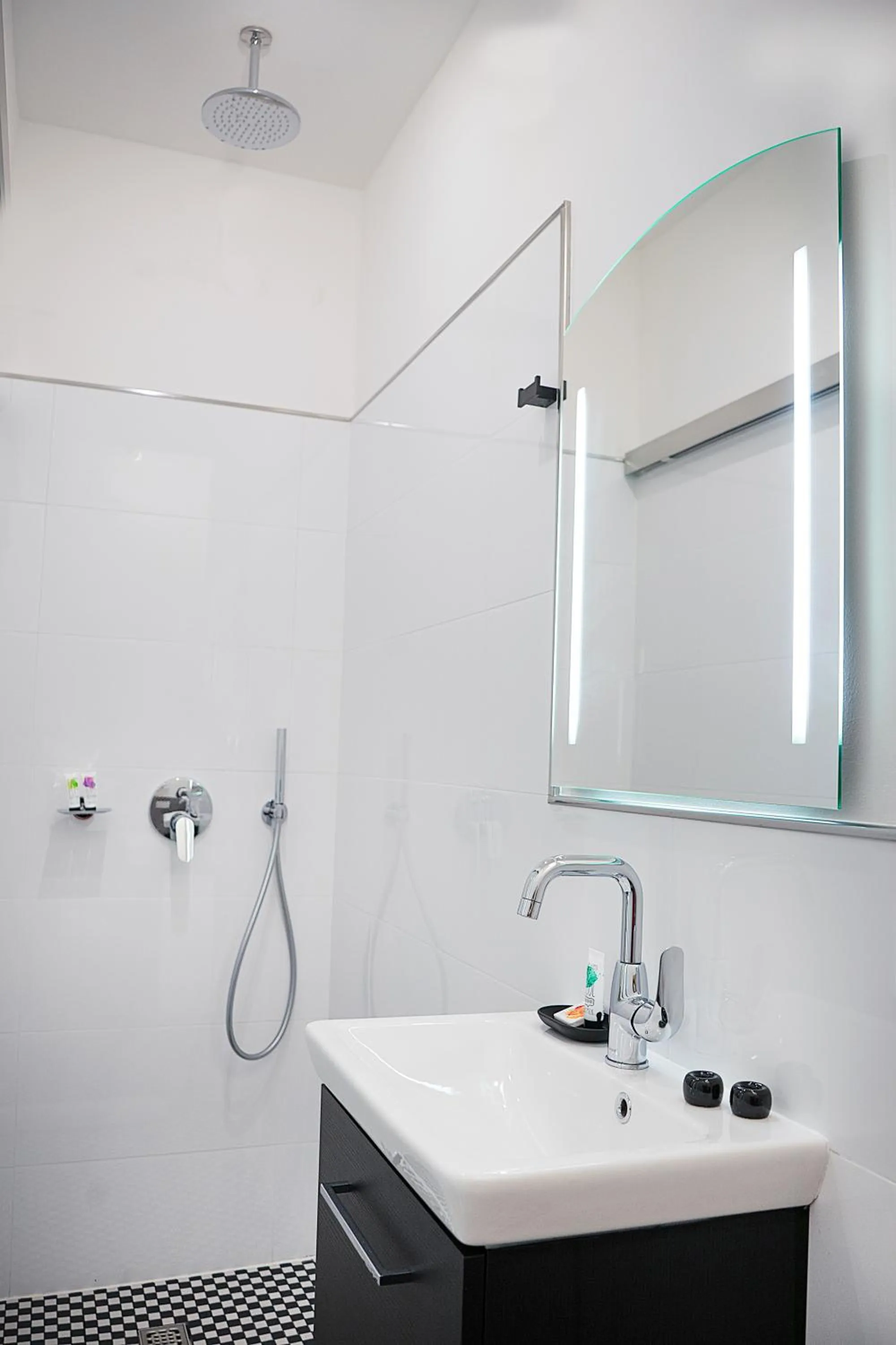 Bathroom in Victoria Hotel