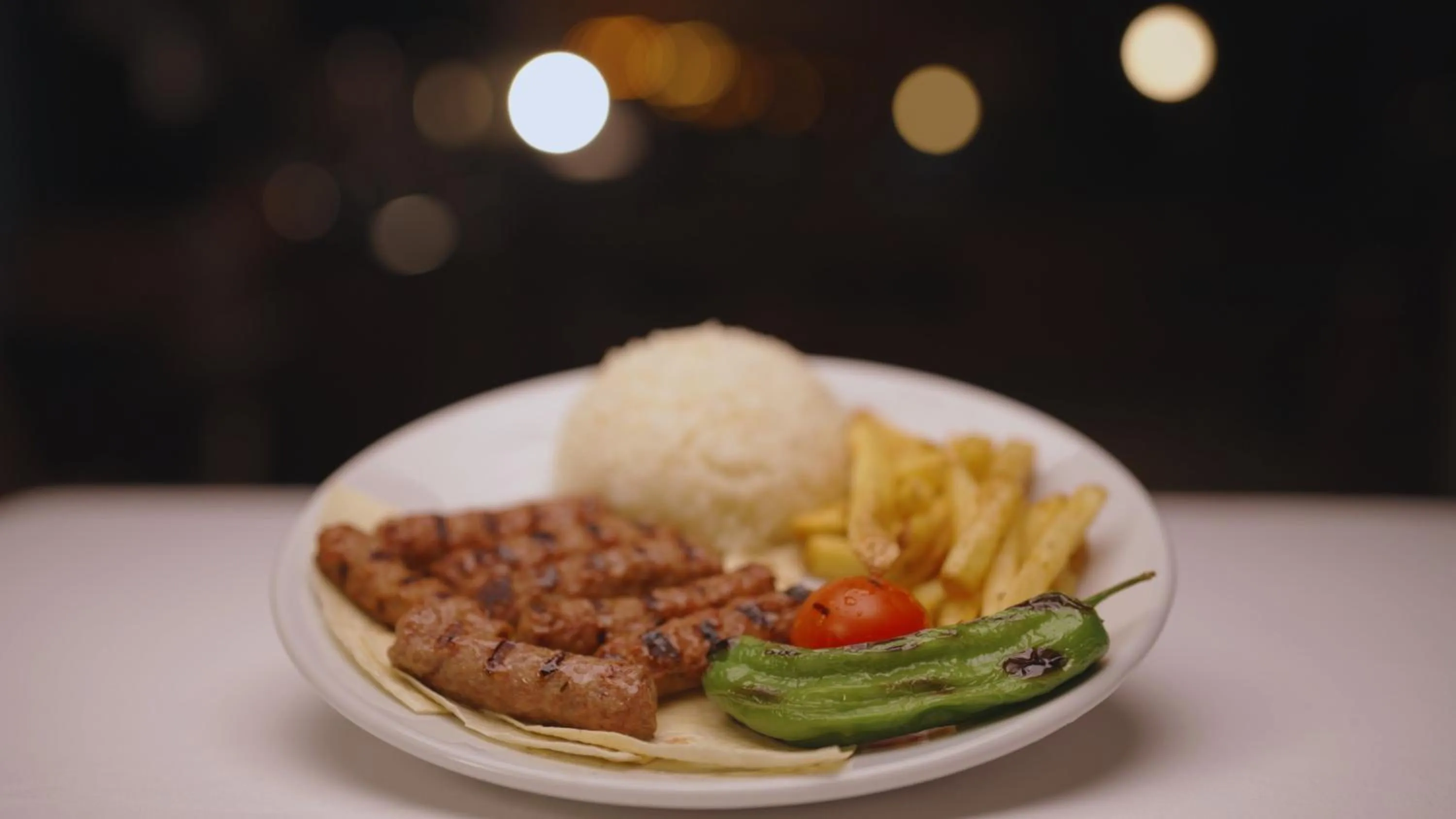 Food in Mari Suites Hotel