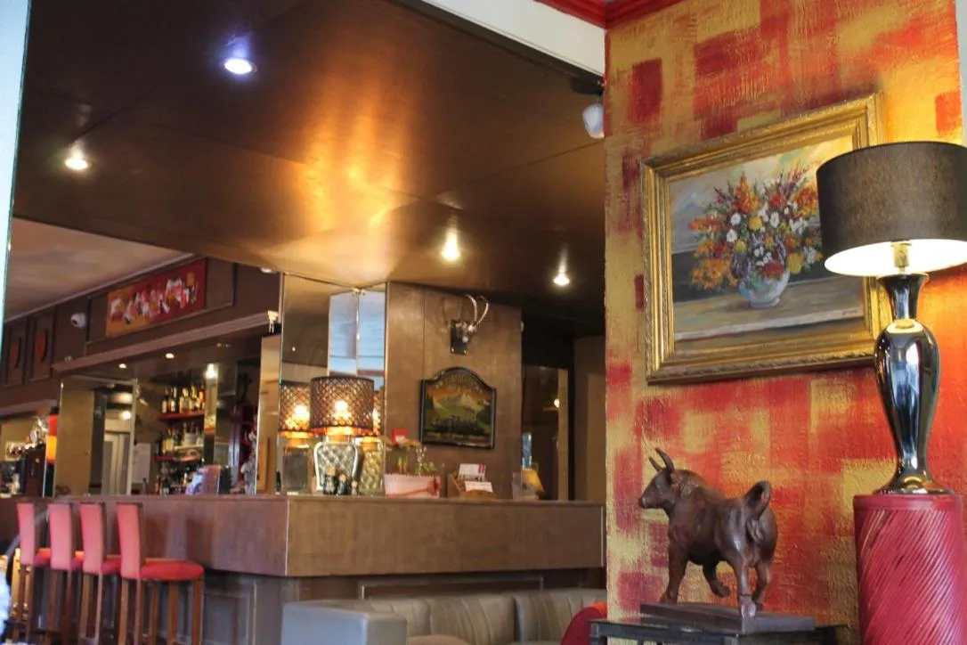 Communal lounge/ TV room in Le Verseau