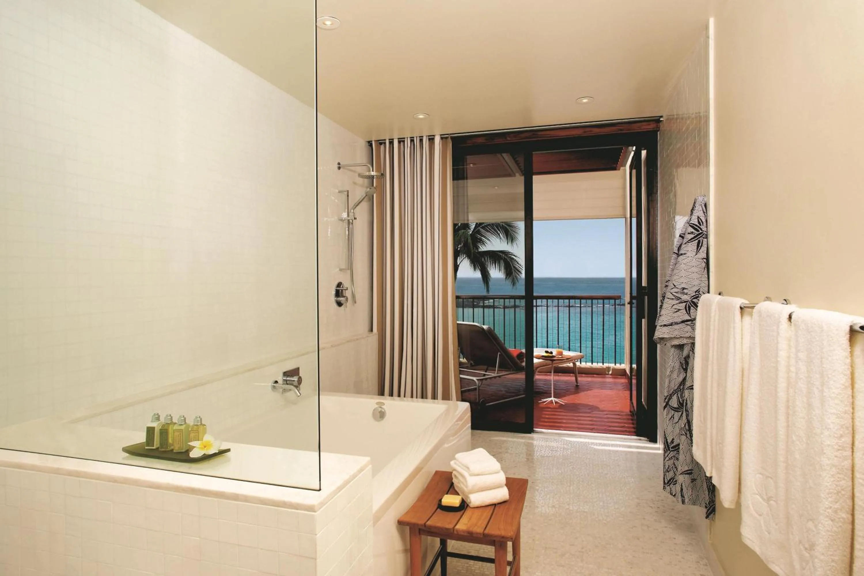 Bathroom in Mauna Kea Beach Hotel, Autograph Collection
