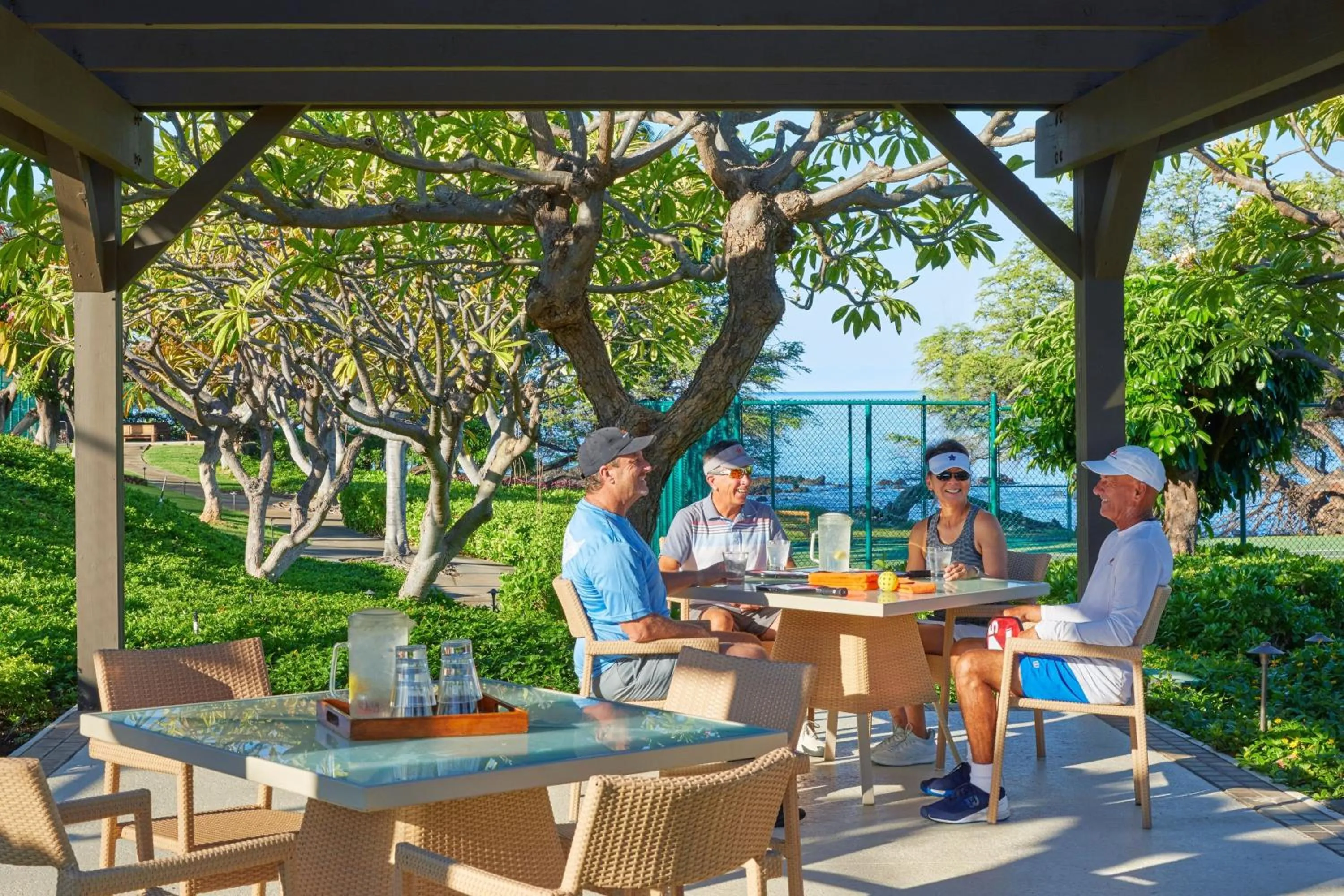 Tennis court in Mauna Kea Beach Hotel, Autograph Collection